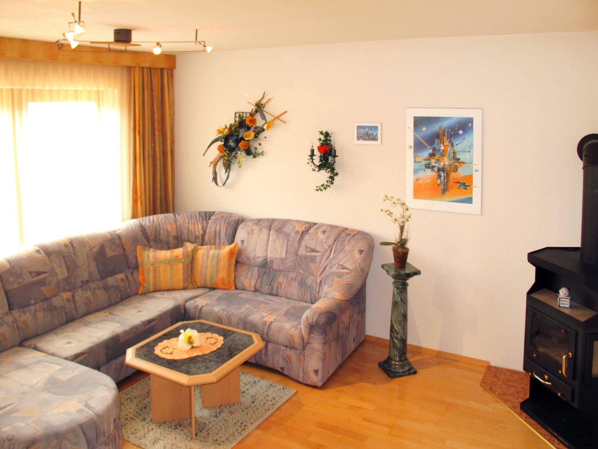 Foto 6 - Apartamento de 2 quartos em Zellberg com jardim