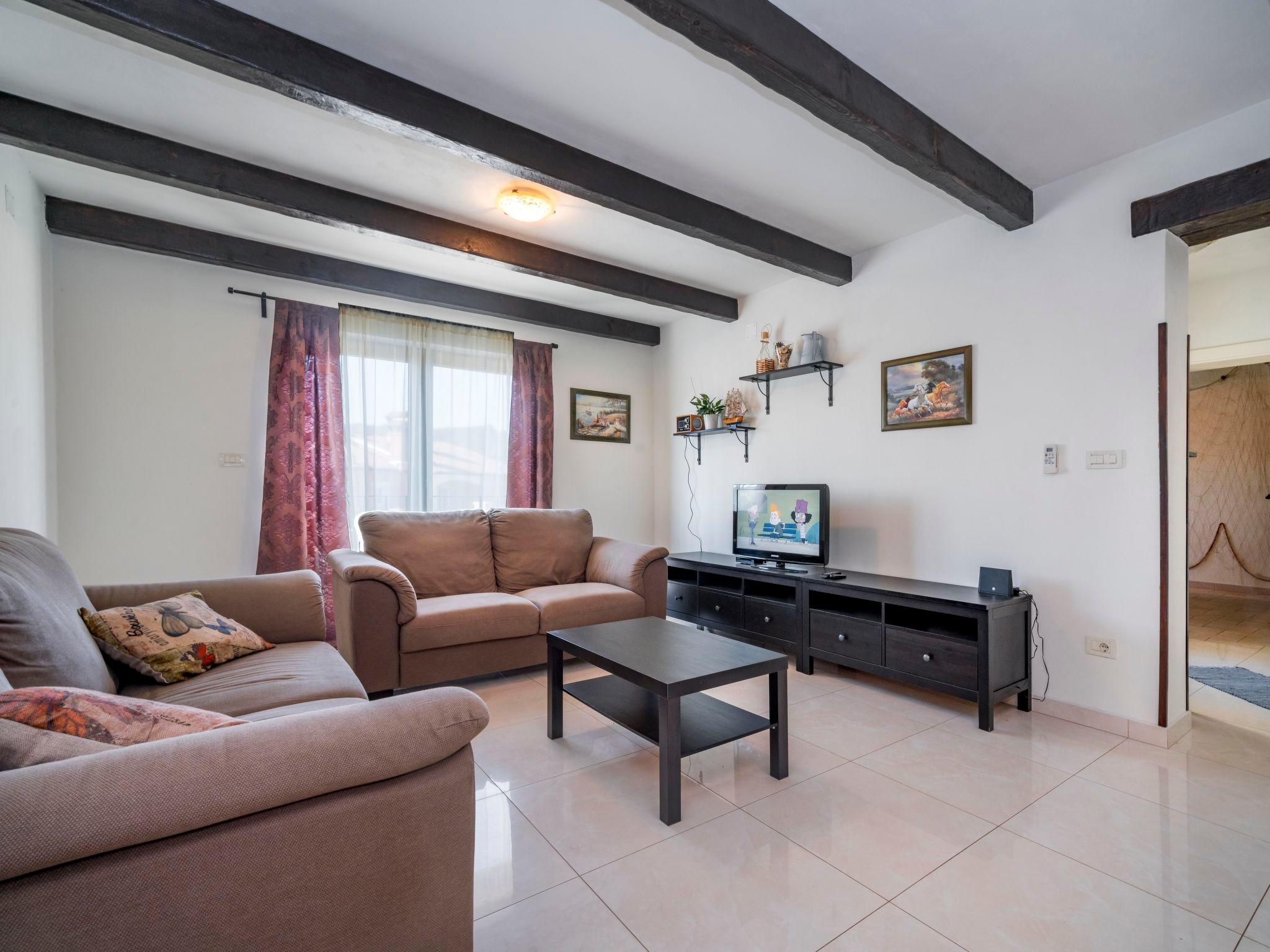 Photo 3 - 4 bedroom House in Labin with private pool and sea view