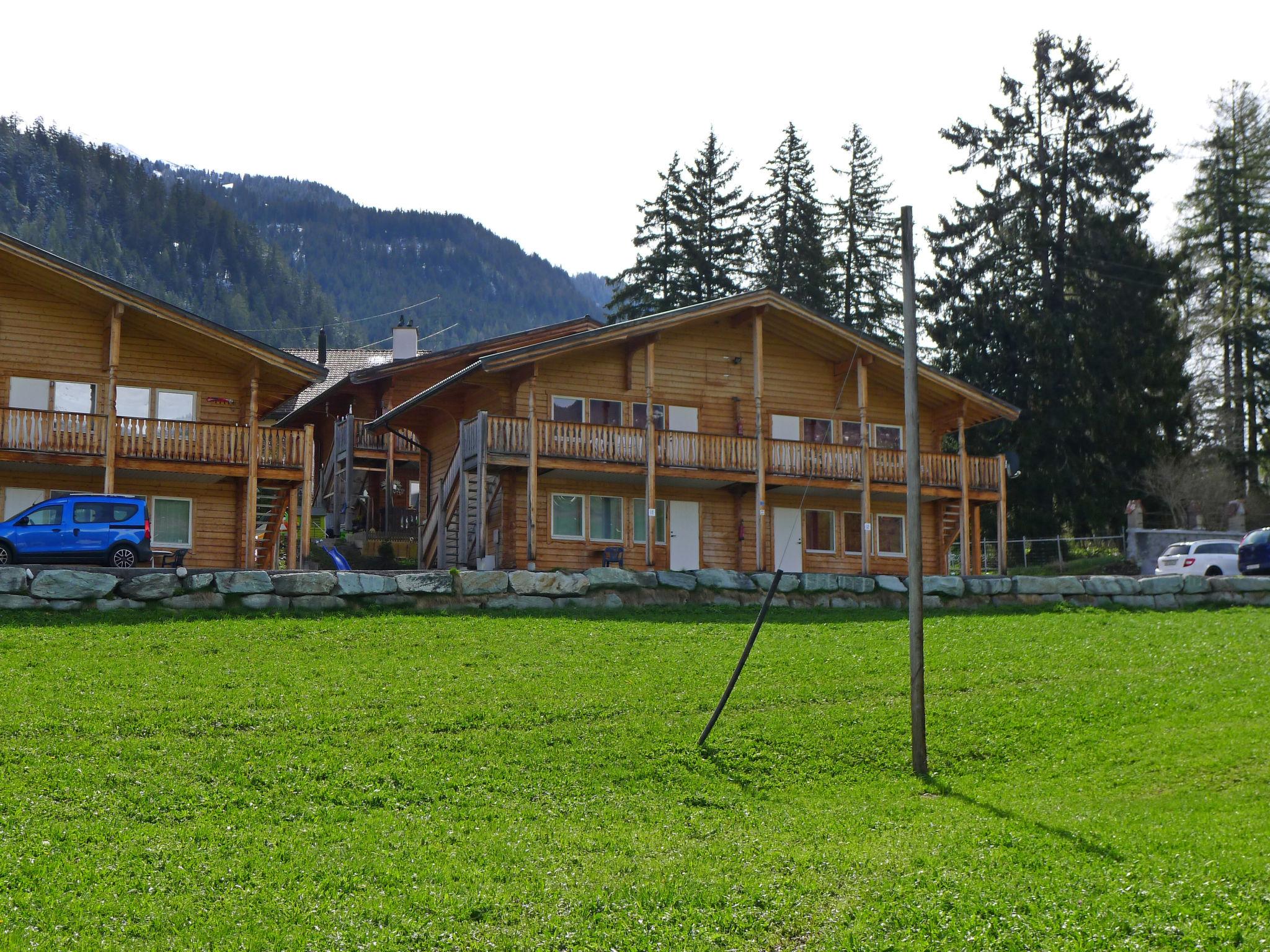 Photo 22 - Appartement de 2 chambres à Surses avec vues sur la montagne