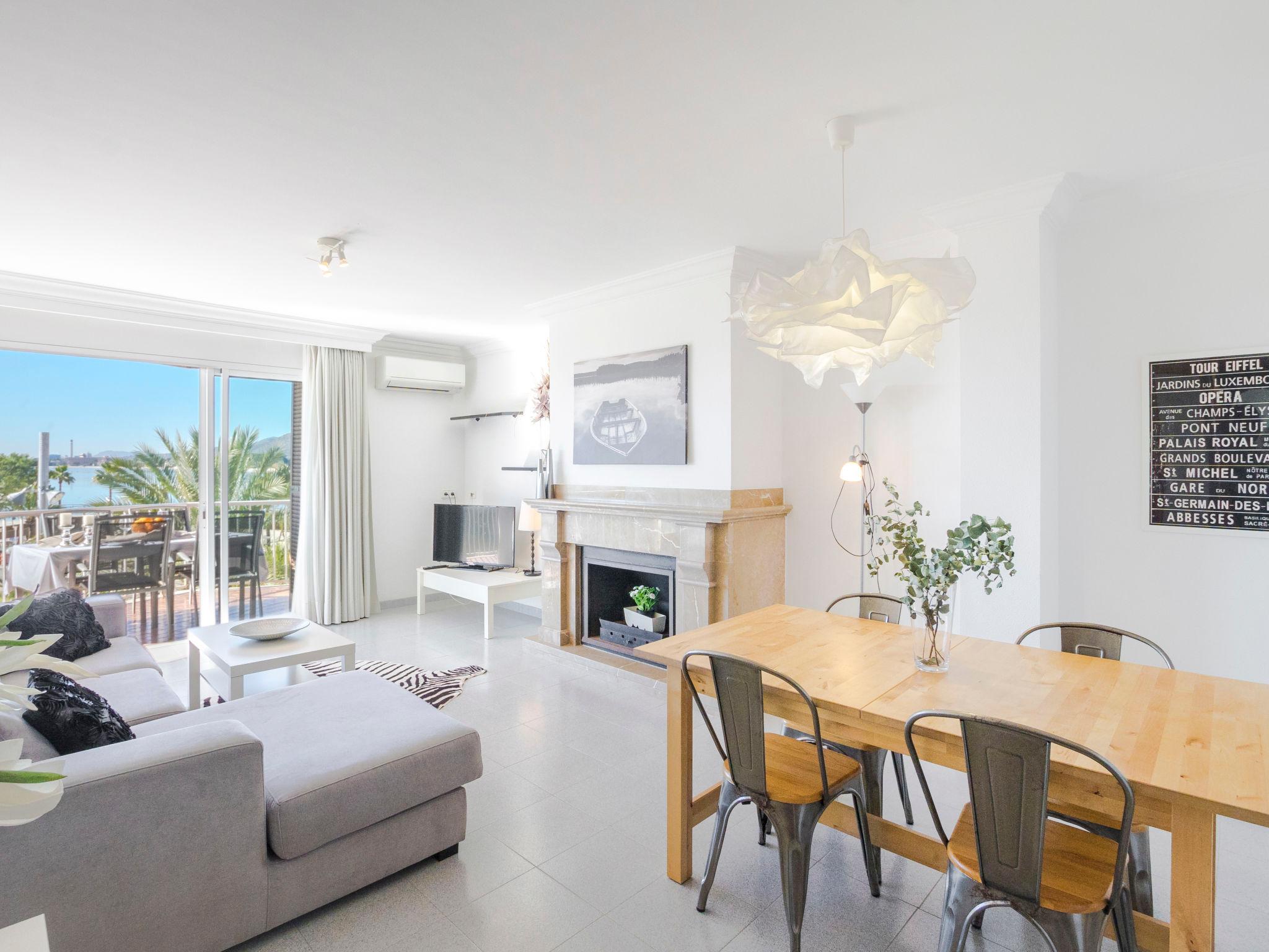 Photo 5 - 3 bedroom Apartment in Alcúdia with terrace and sea view