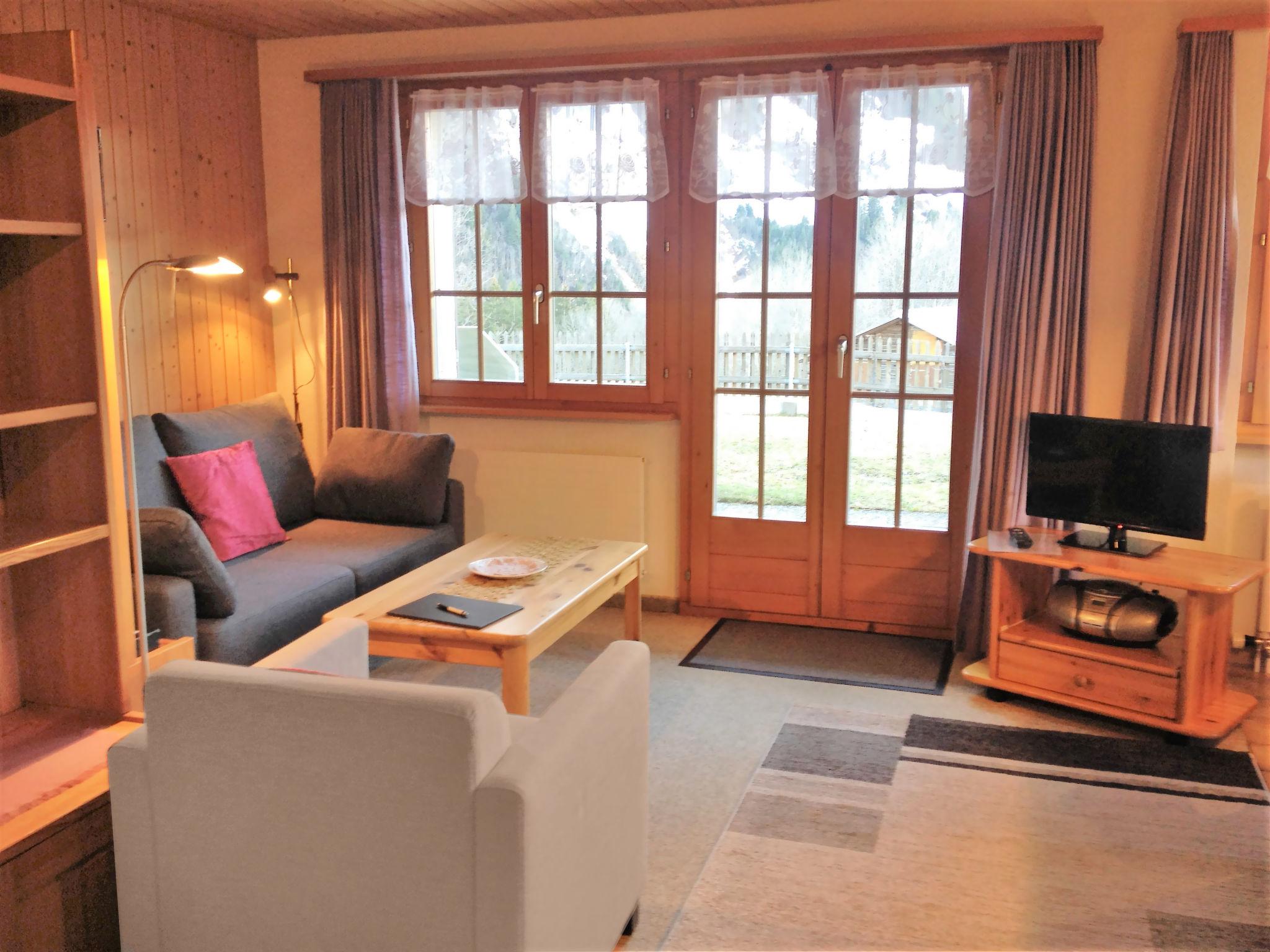 Foto 3 - Apartment mit 1 Schlafzimmer in Grindelwald mit blick auf die berge
