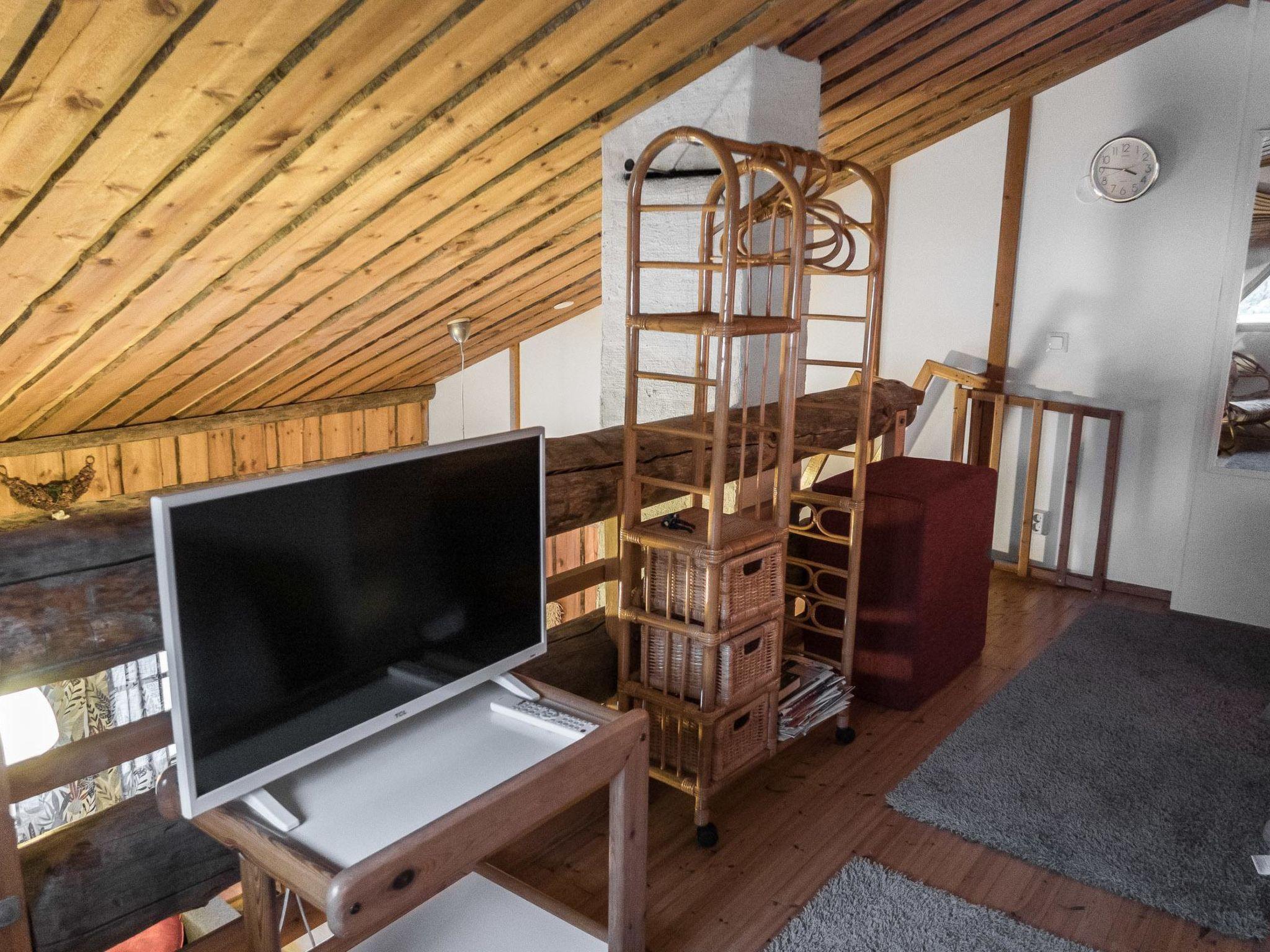 Foto 16 - Casa de 1 habitación en Sotkamo con sauna