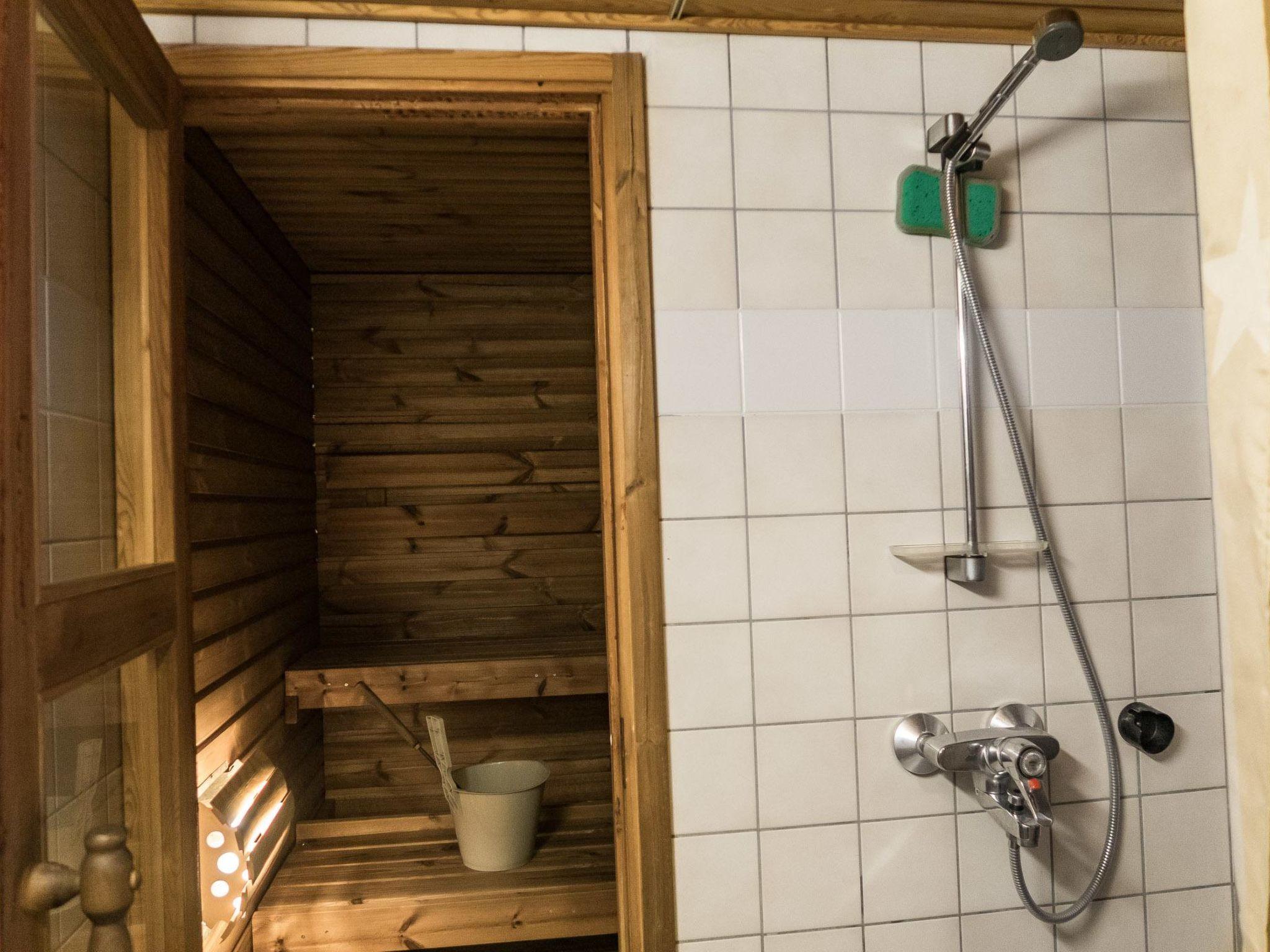 Foto 19 - Casa de 1 habitación en Sotkamo con sauna