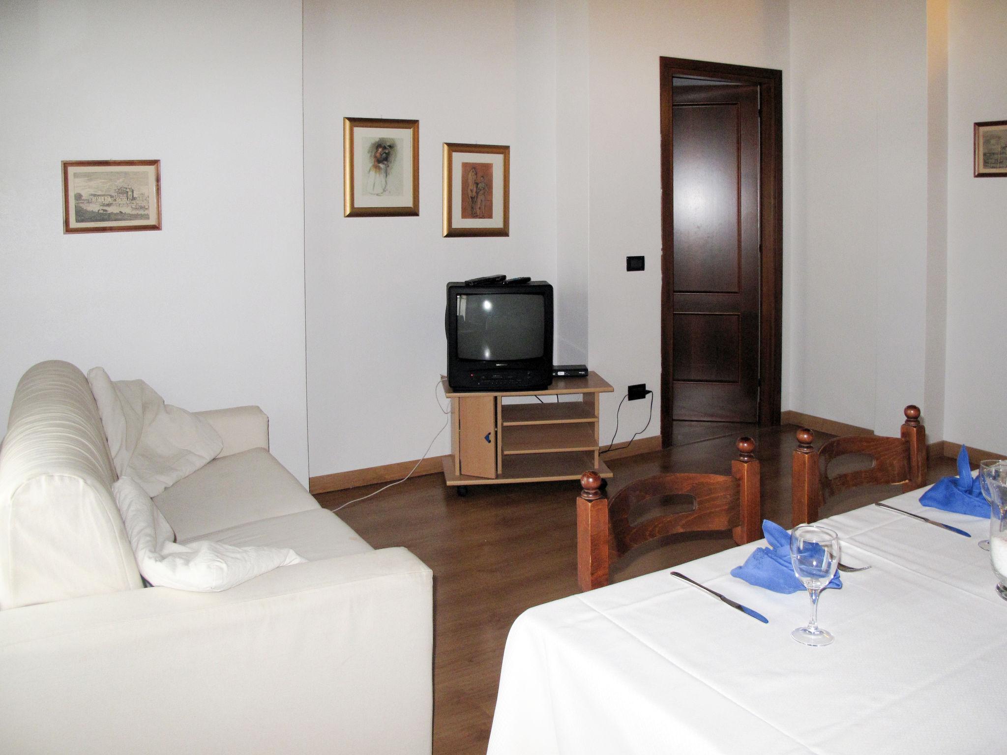 Photo 5 - 1 bedroom Apartment in Ponte di Piave with garden and terrace