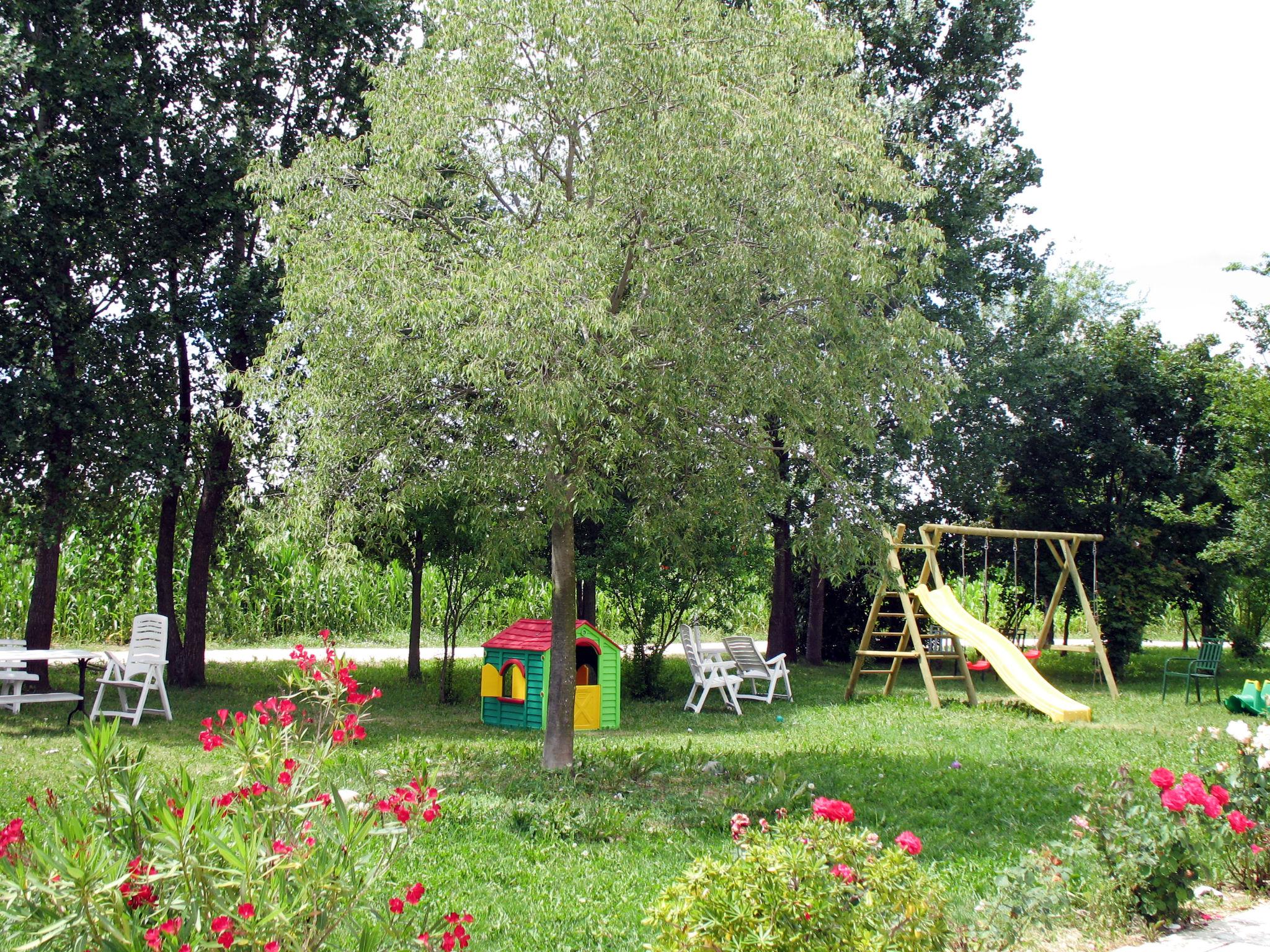 Photo 2 - Appartement de 2 chambres à Ponte di Piave avec jardin et terrasse