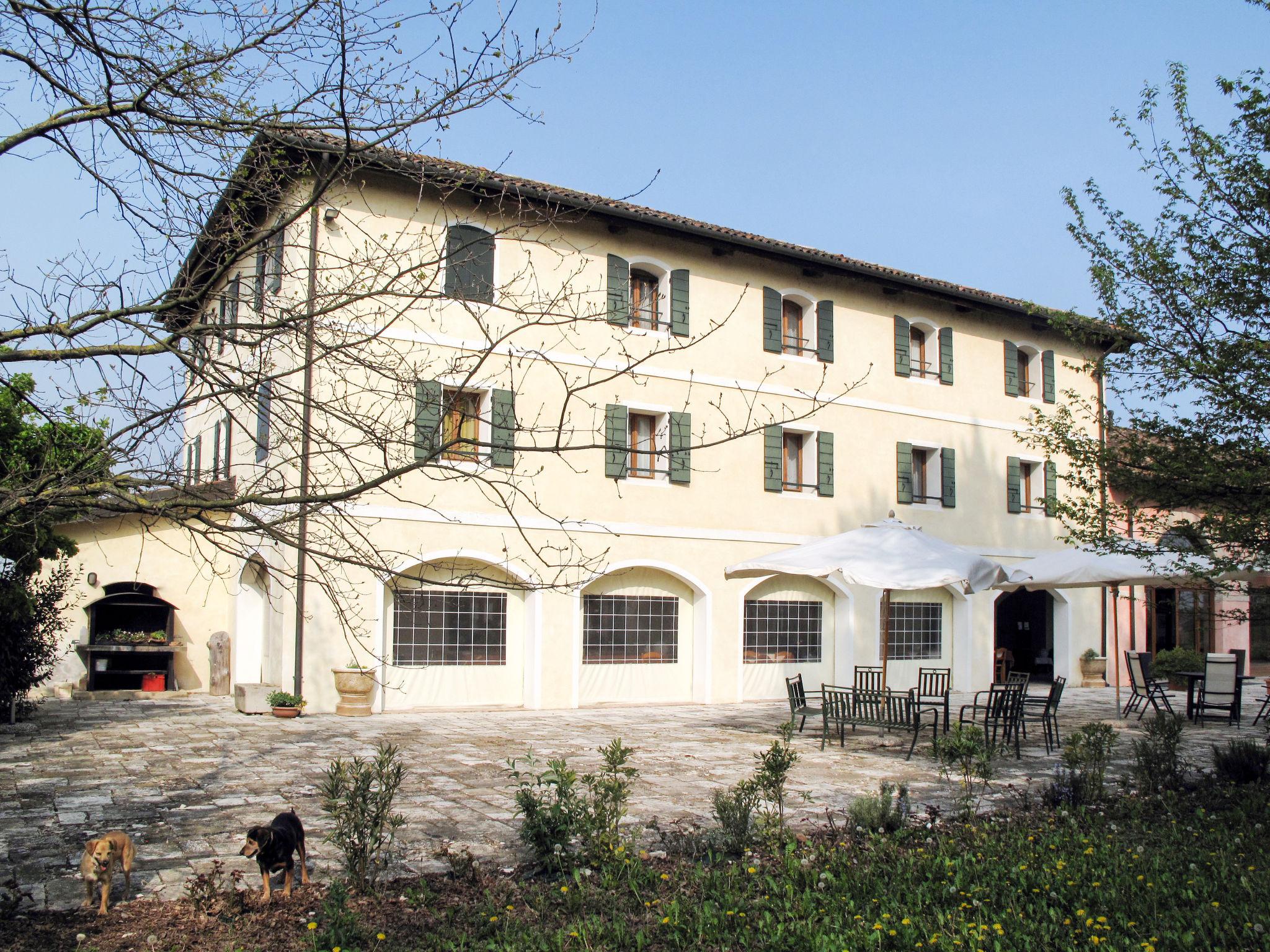 Foto 10 - Apartamento de 1 habitación en Ponte di Piave con jardín y terraza