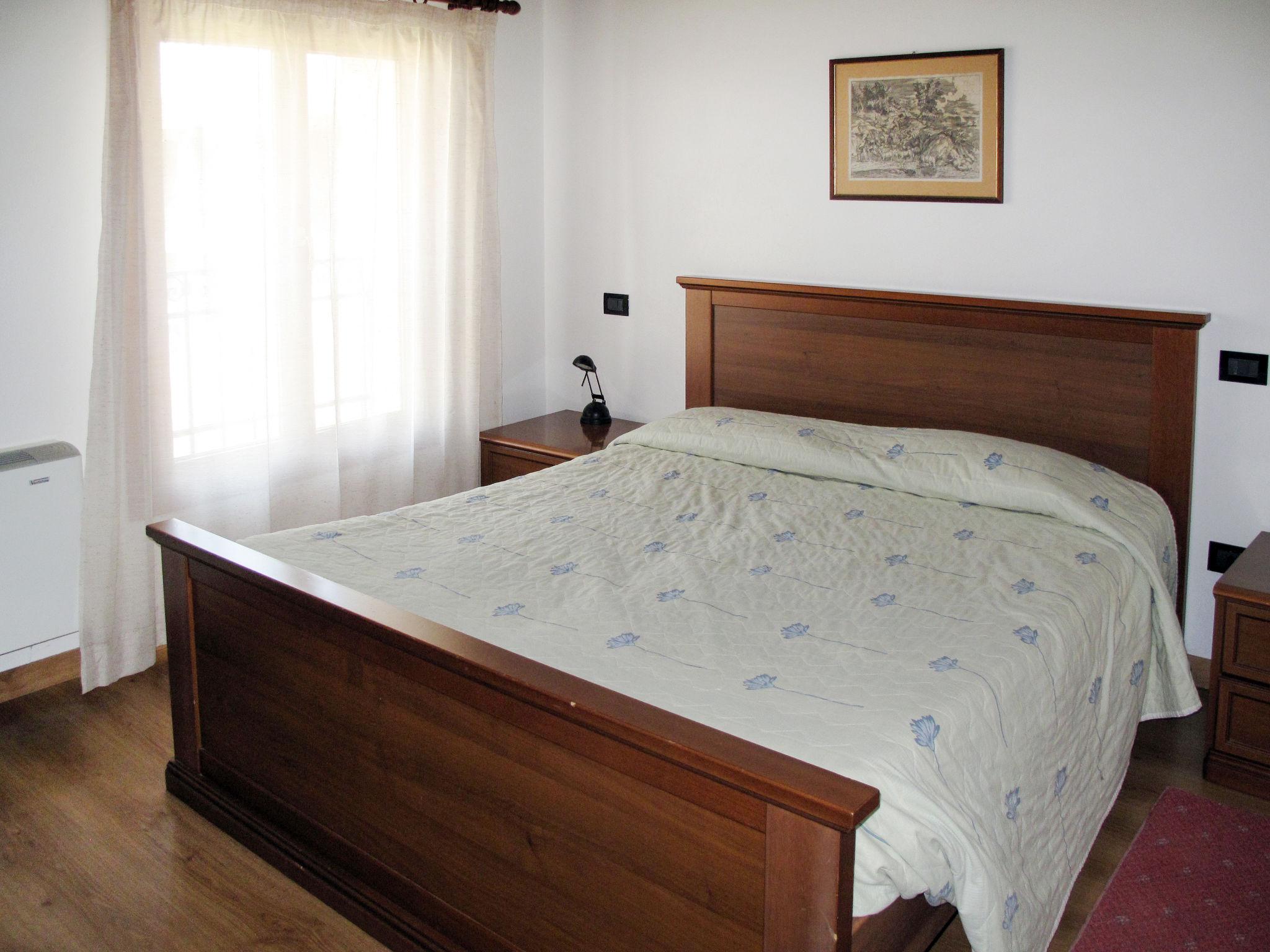 Foto 6 - Apartment mit 1 Schlafzimmer in Ponte di Piave mit garten und terrasse