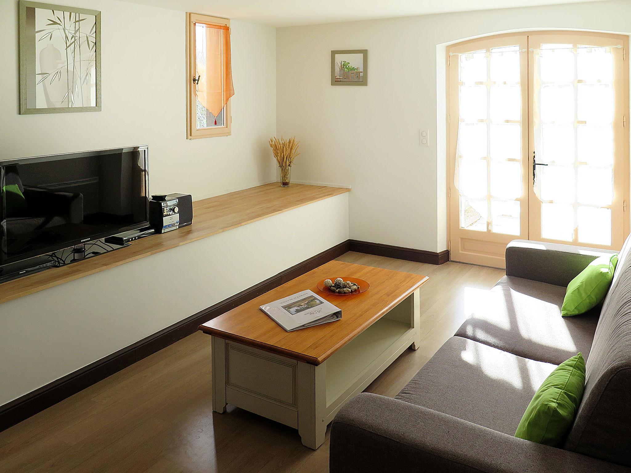 Foto 5 - Appartamento con 3 camere da letto a Saint-Vincent-de-Cosse con piscina e terrazza