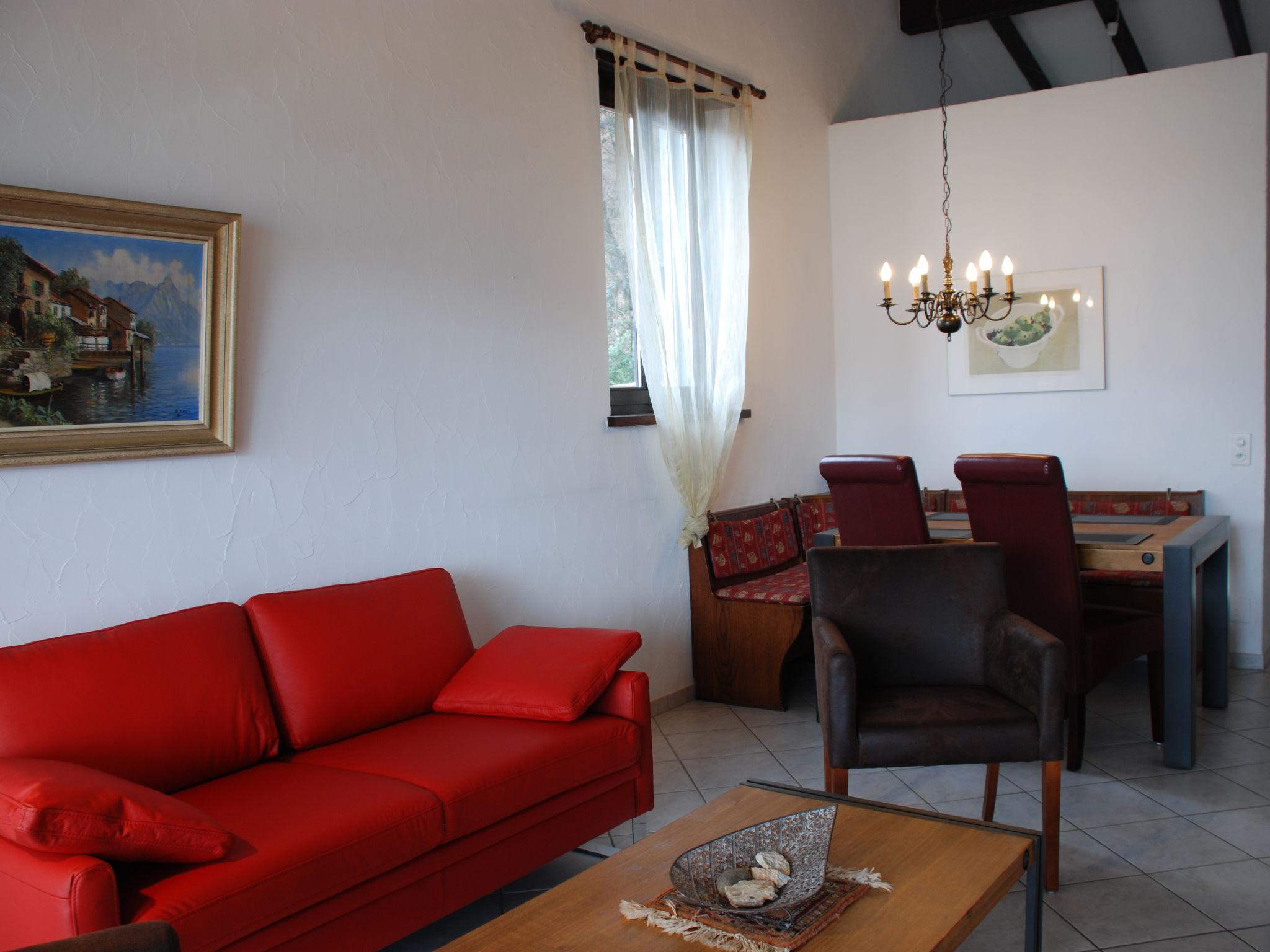 Photo 3 - 1 bedroom Apartment in Gambarogno with swimming pool and garden