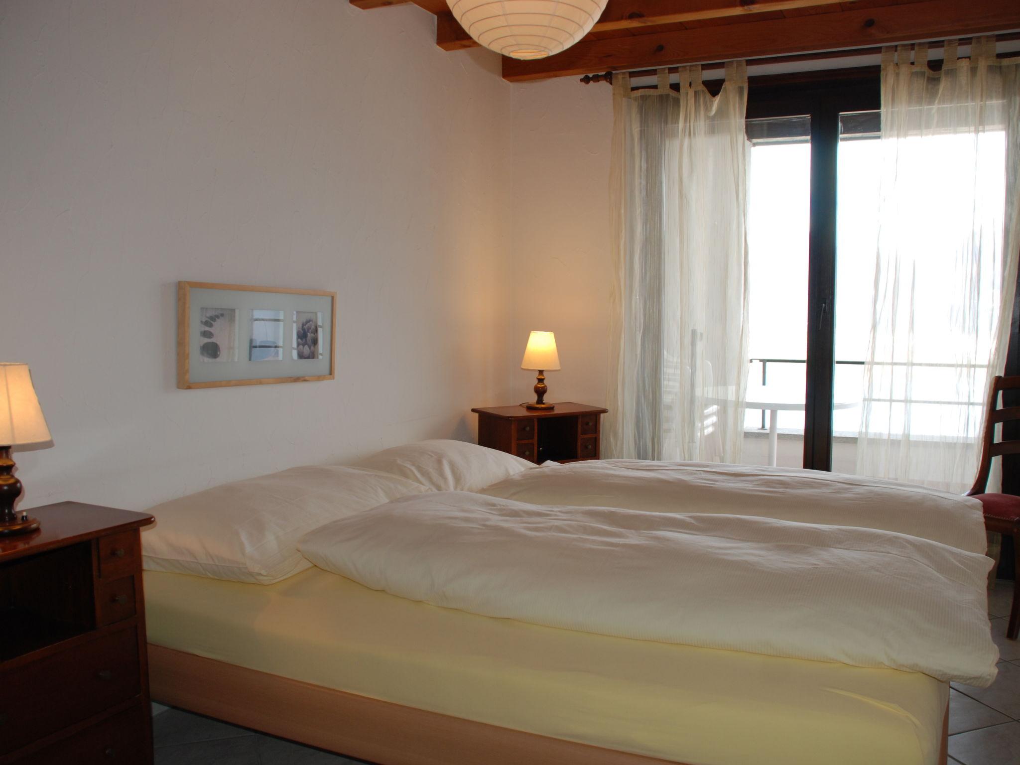 Foto 11 - Apartamento de 1 habitación en Gambarogno con piscina y terraza