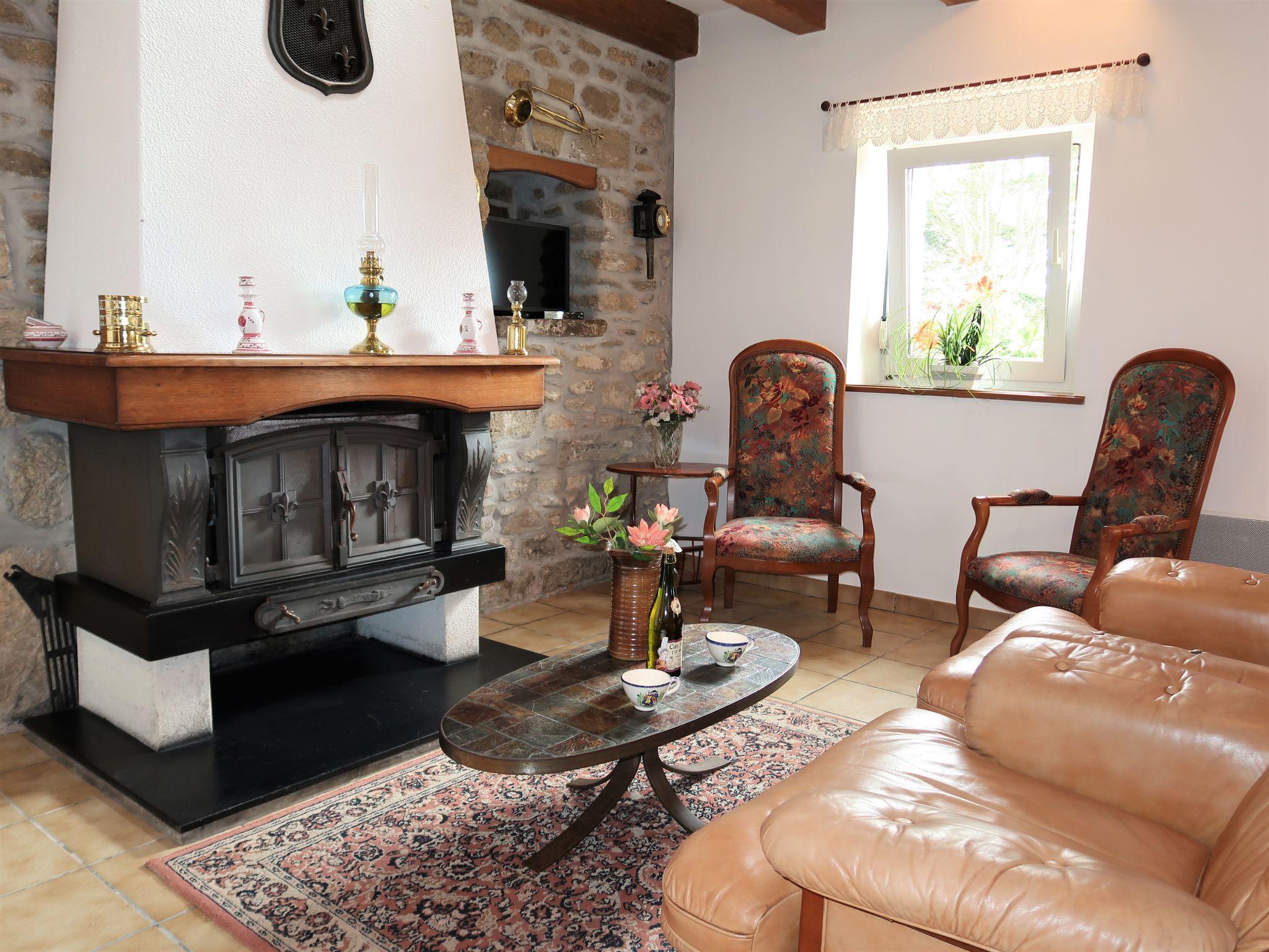 Photo 4 - Maison de 1 chambre à Guissény avec jardin et terrasse