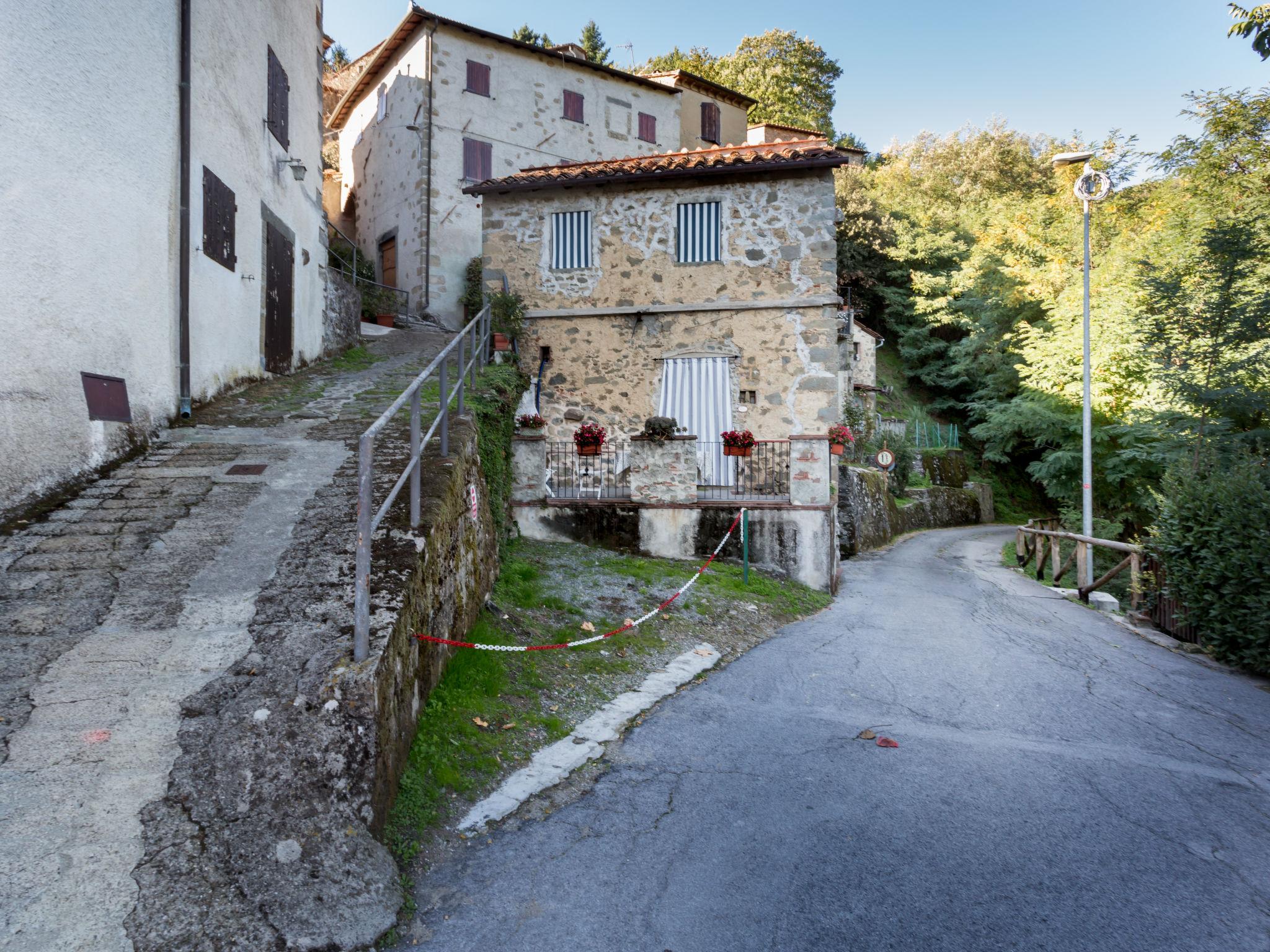 Foto 31 - Casa de 1 quarto em Bagni di Lucca com piscina privada e terraço