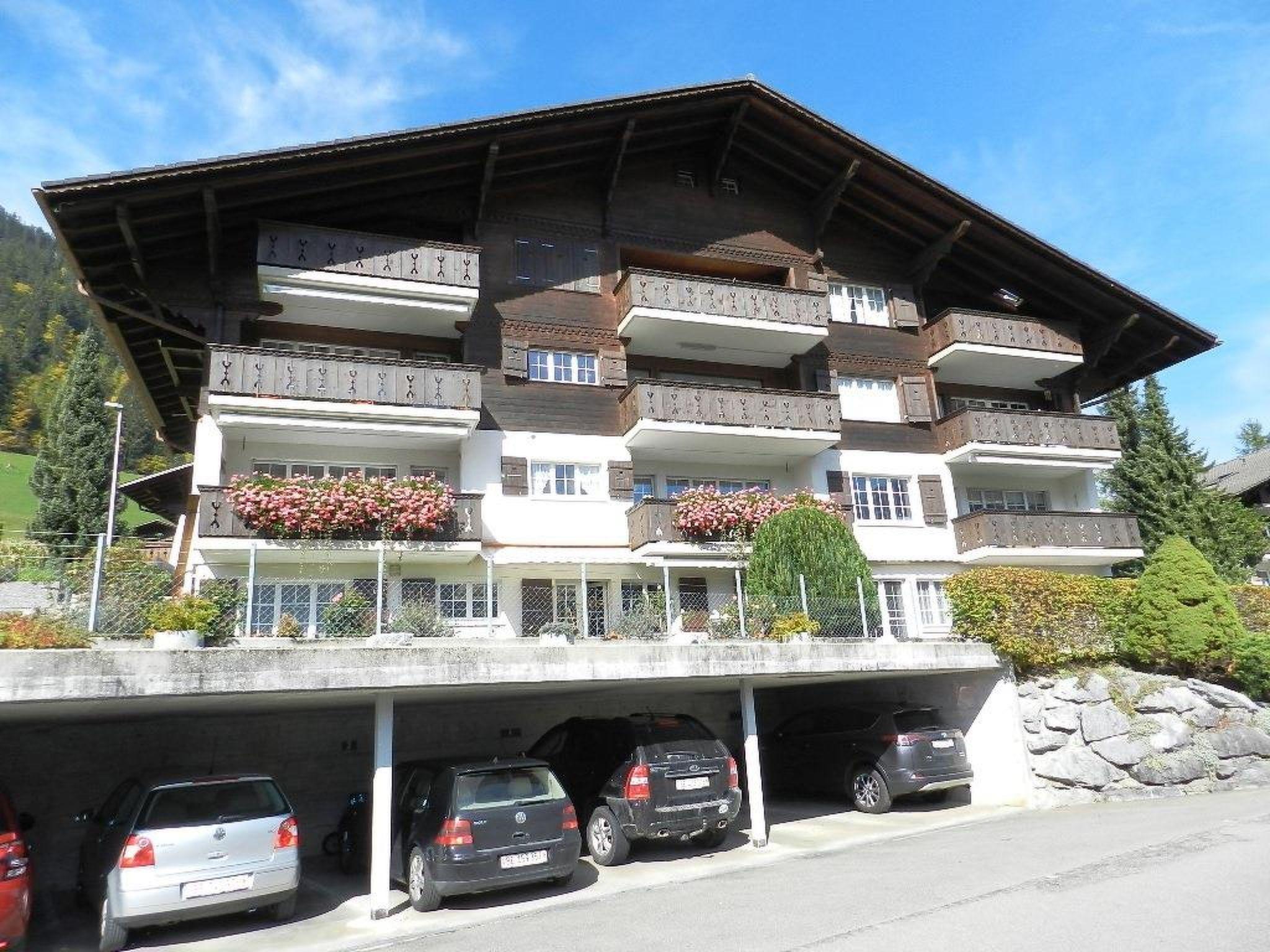 Photo 3 - 1 bedroom Apartment in Zweisimmen