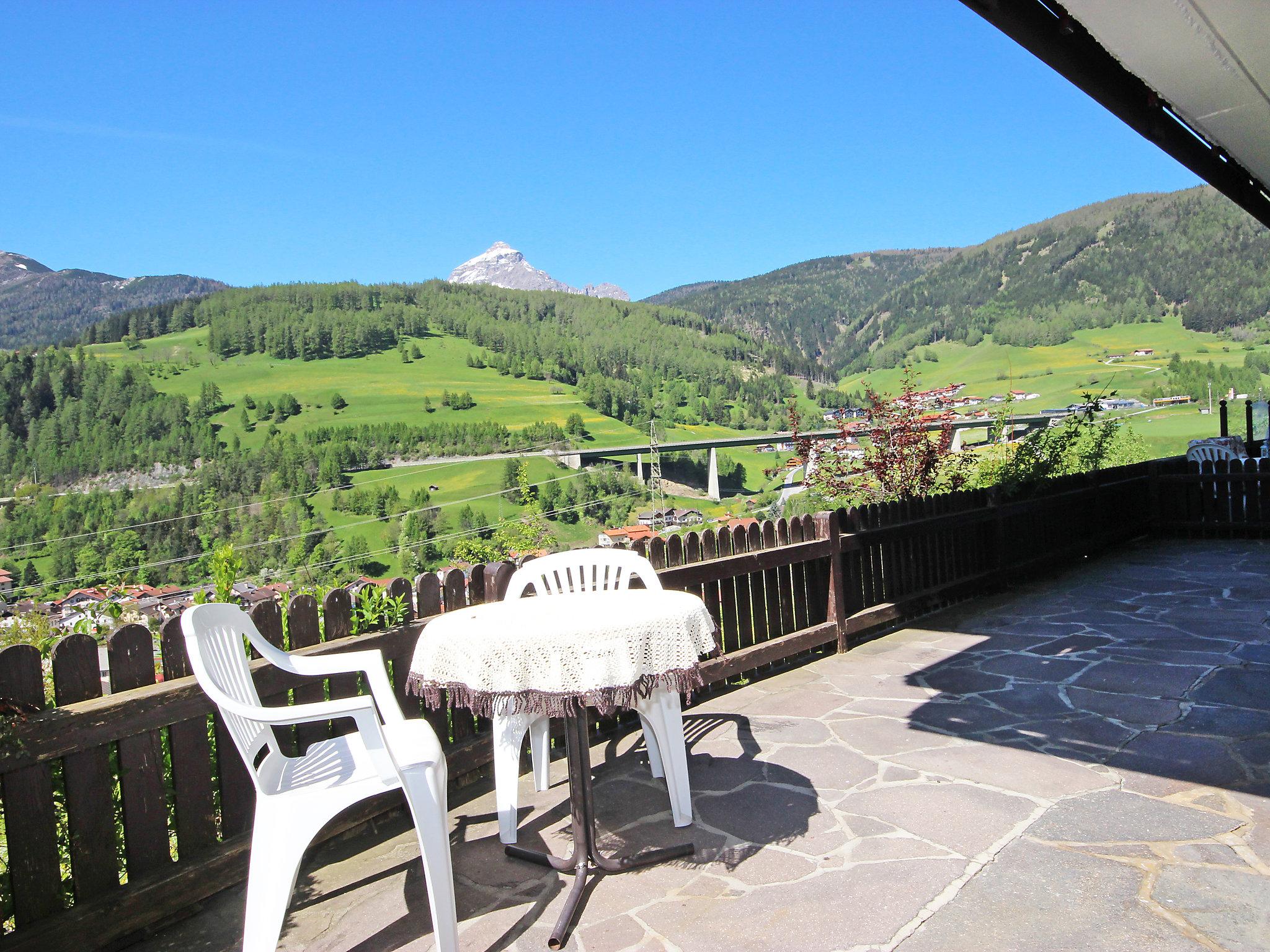 Foto 5 - Apartment mit 3 Schlafzimmern in Pfons mit garten und blick auf die berge