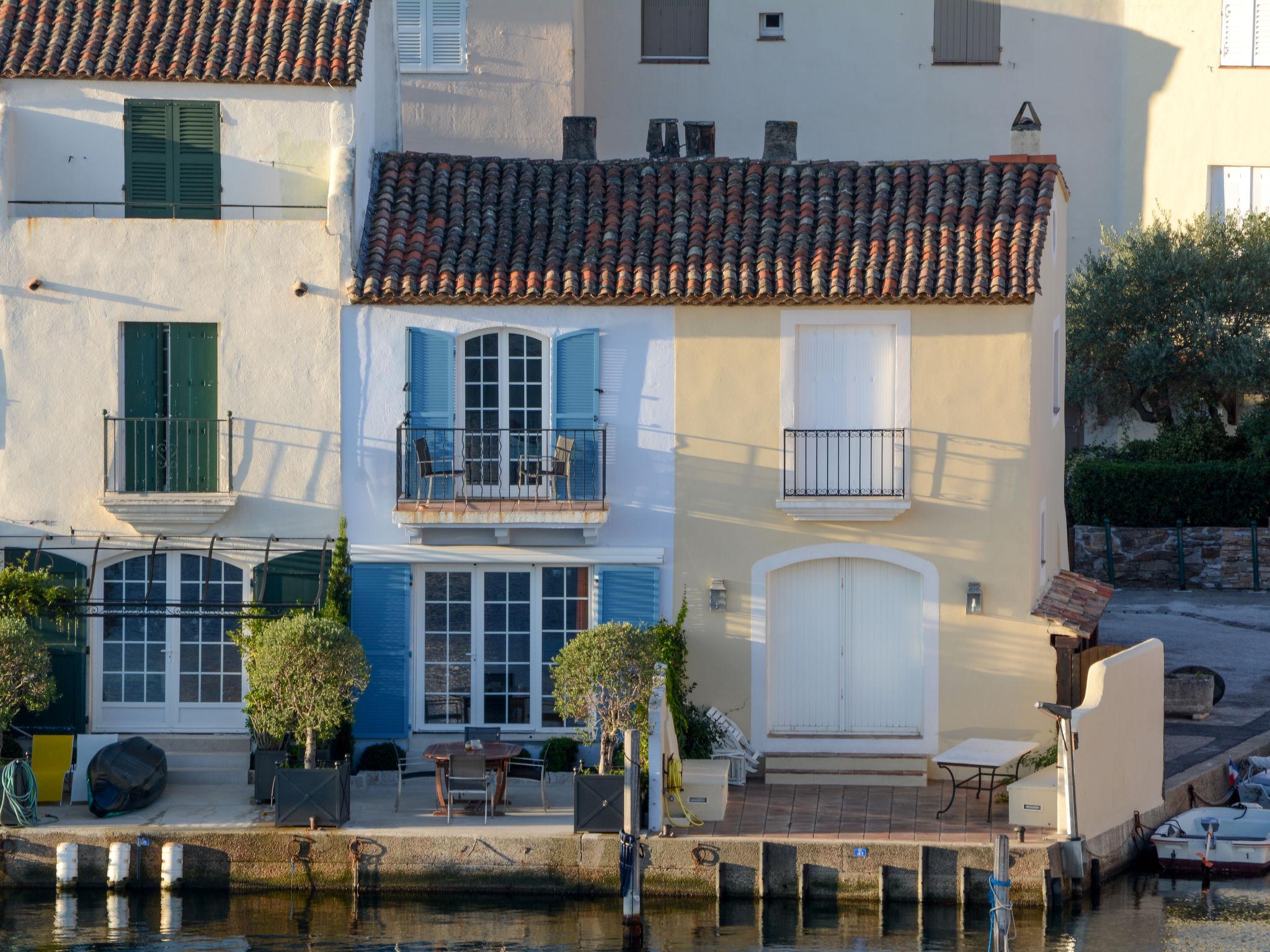 Foto 4 - Casa de 2 habitaciones en Grimaud con jardín y vistas al mar