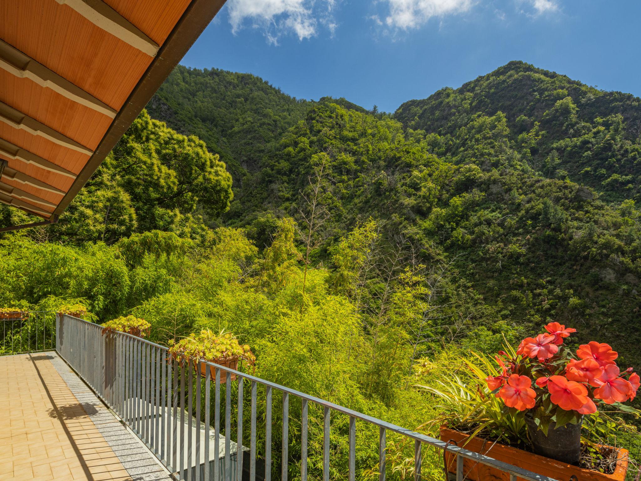 Foto 4 - Casa con 2 camere da letto a Montignoso con giardino e vista mare