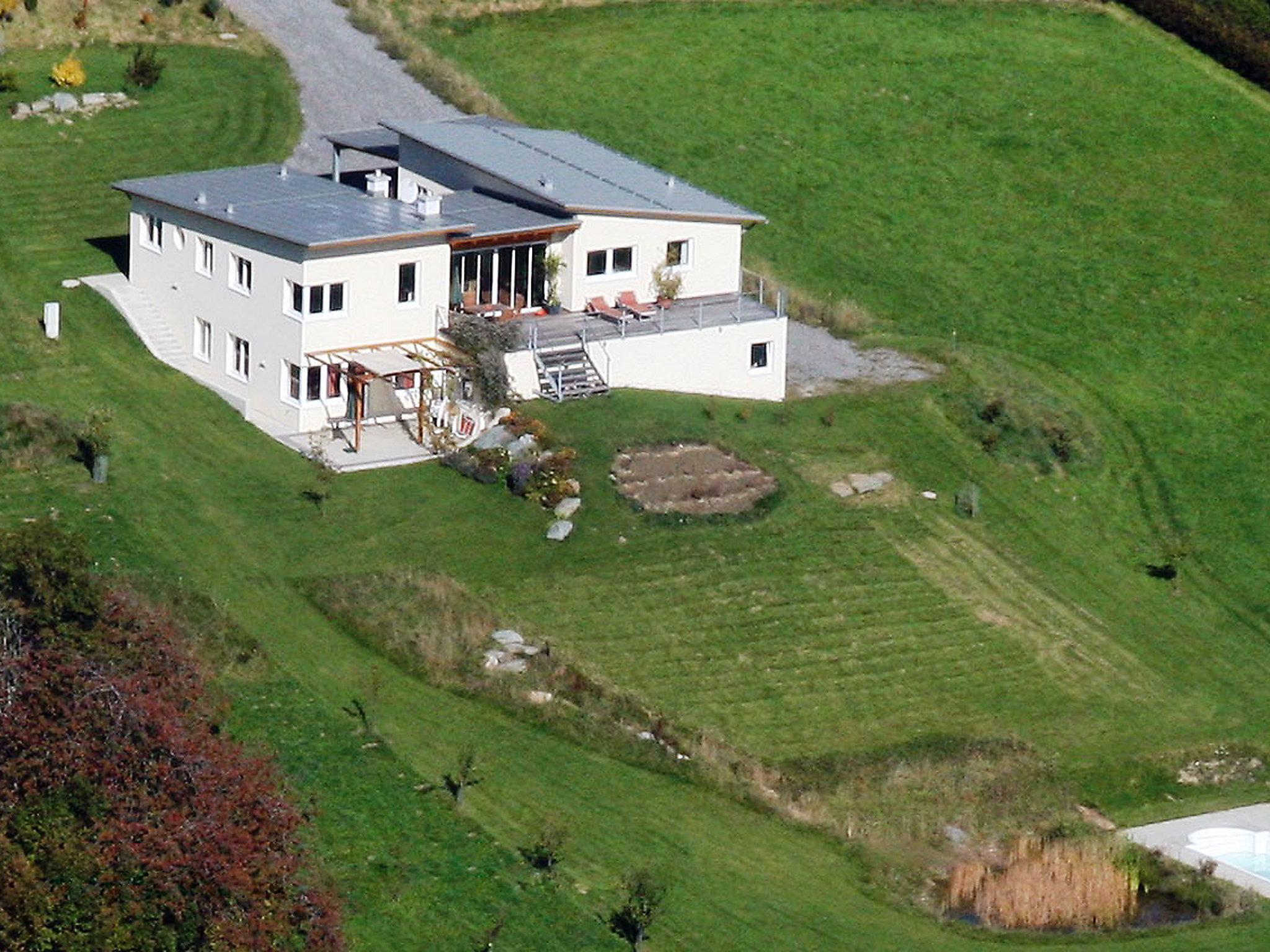 Foto 18 - Casa con 5 camere da letto a Velden am Wörther See con piscina privata e vista sulle montagne