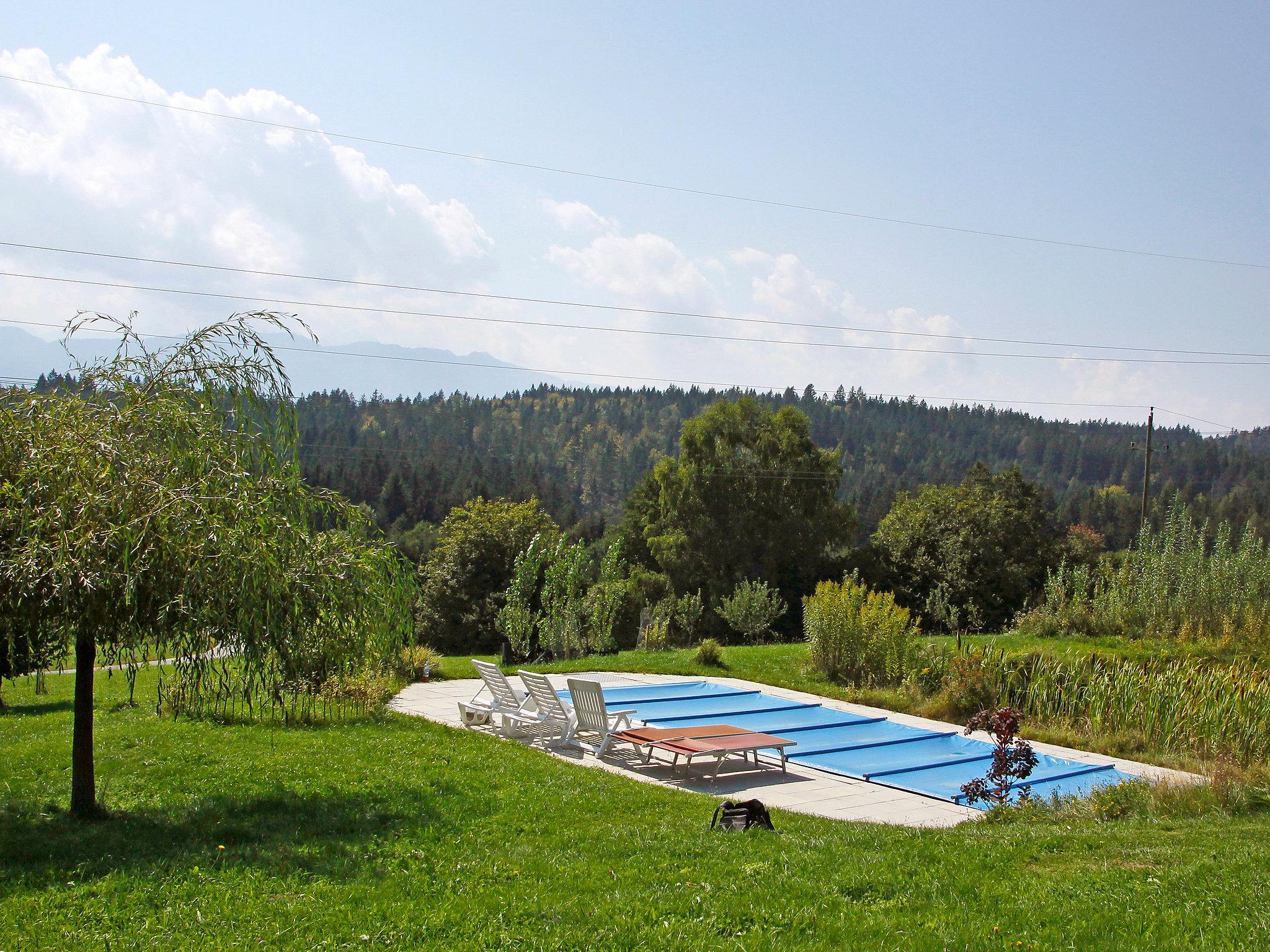 Foto 23 - Casa de 5 habitaciones en Velden am Wörther See con piscina privada y vistas a la montaña