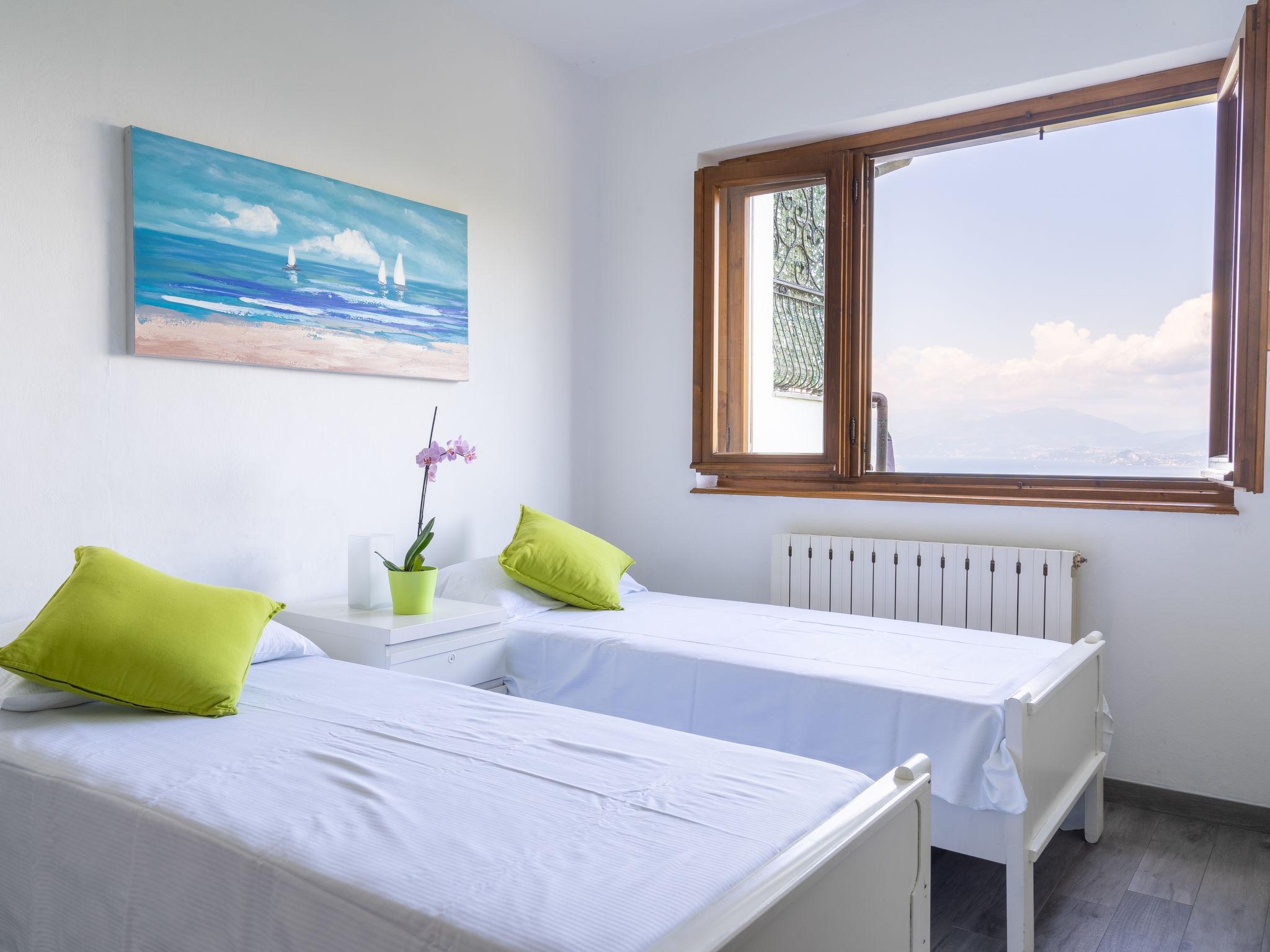 Photo 12 - Appartement de 1 chambre à Stresa avec jardin et vues sur la montagne