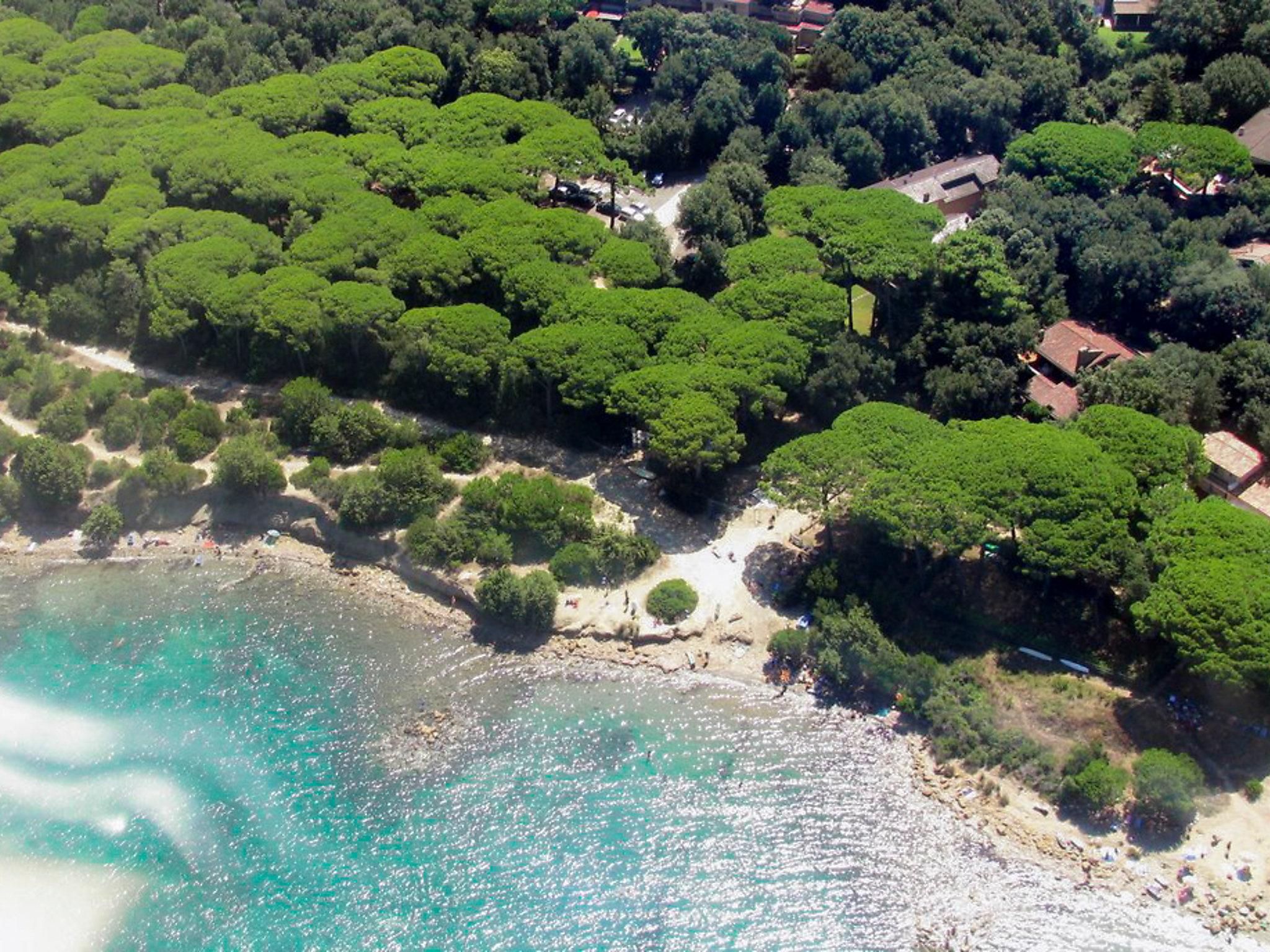 Foto 1 - Haus mit 2 Schlafzimmern in Castiglione della Pescaia mit garten und blick aufs meer