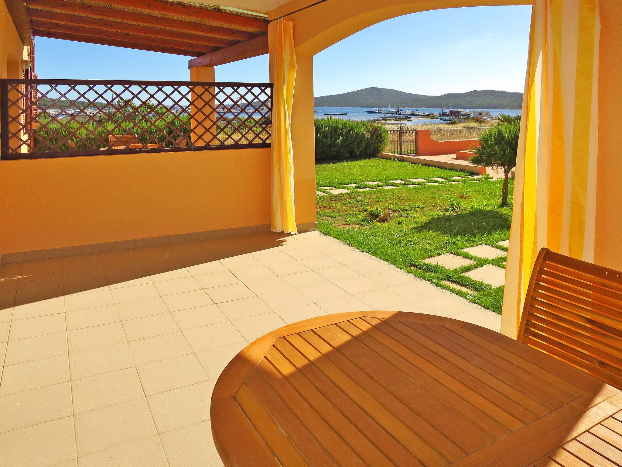 Foto 4 - Apartamento de 1 habitación en Santa Teresa Gallura con jardín y terraza