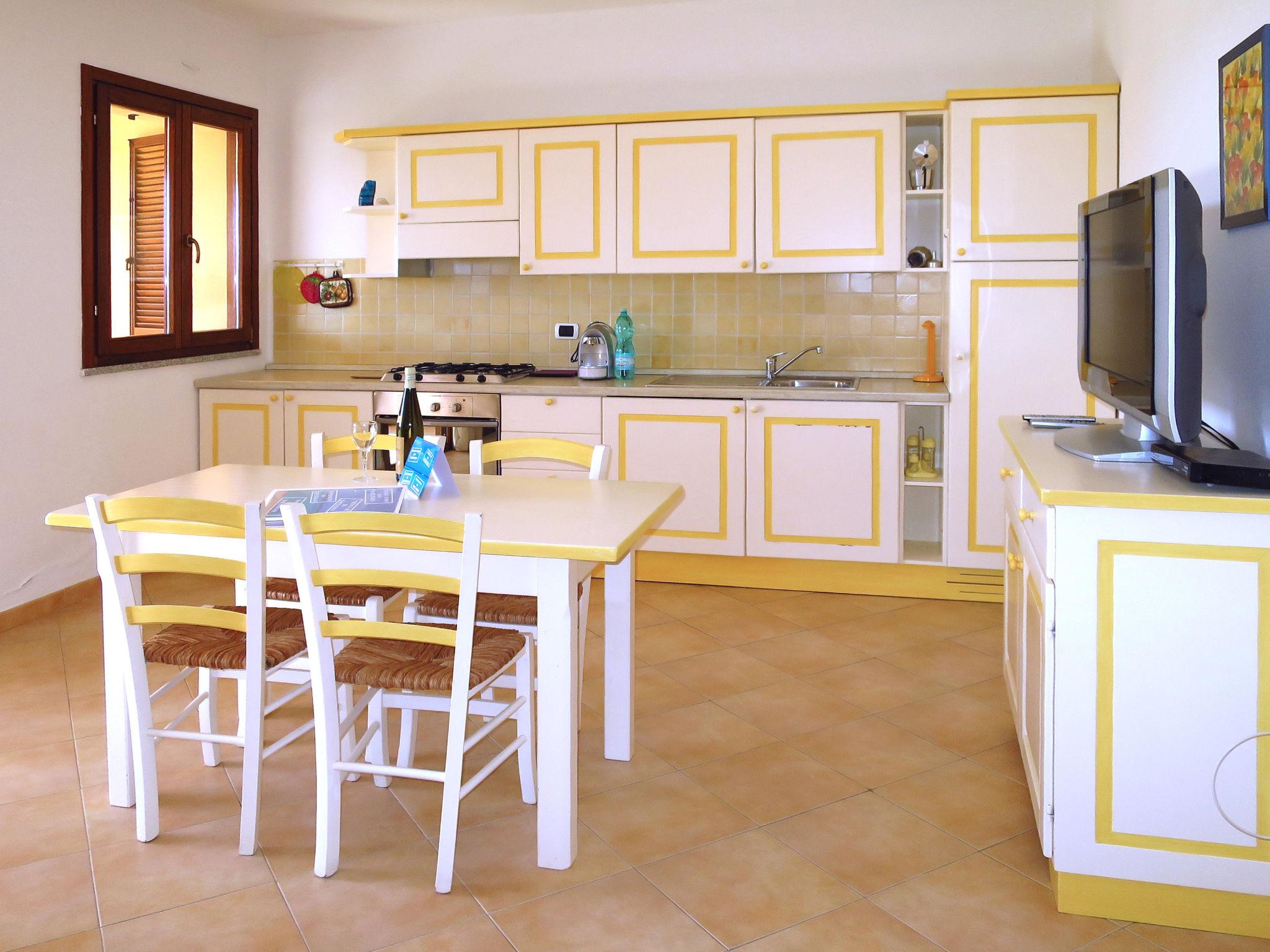 Photo 2 - 1 bedroom Apartment in Santa Teresa Gallura with garden and terrace