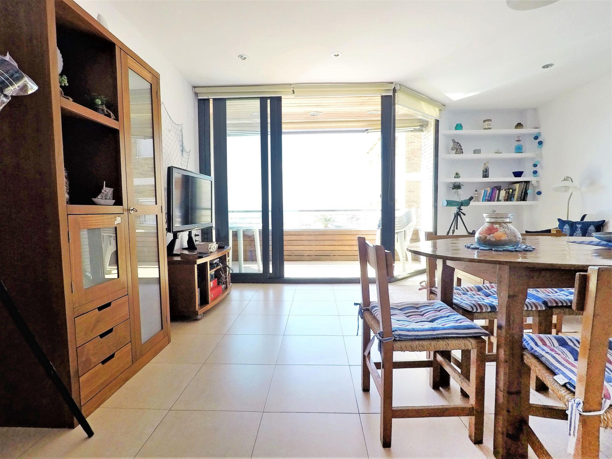 Photo 7 - 2 bedroom Apartment in Torroella de Montgrí with terrace and sea view