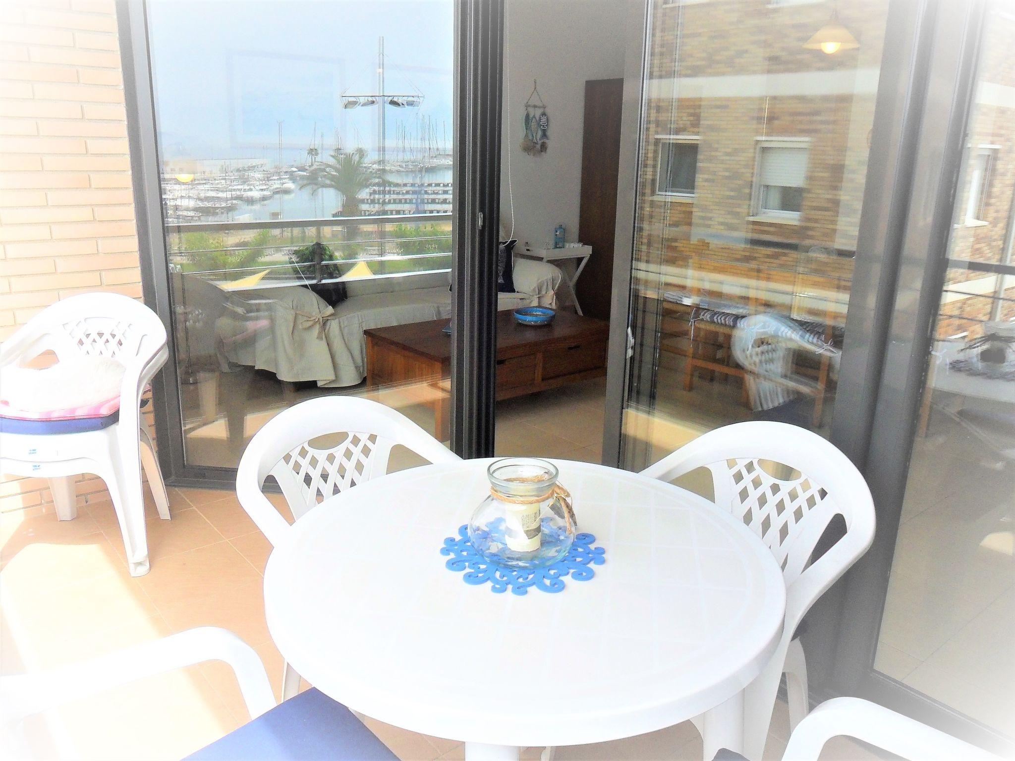 Photo 3 - Appartement de 2 chambres à Torroella de Montgrí avec terrasse et vues à la mer