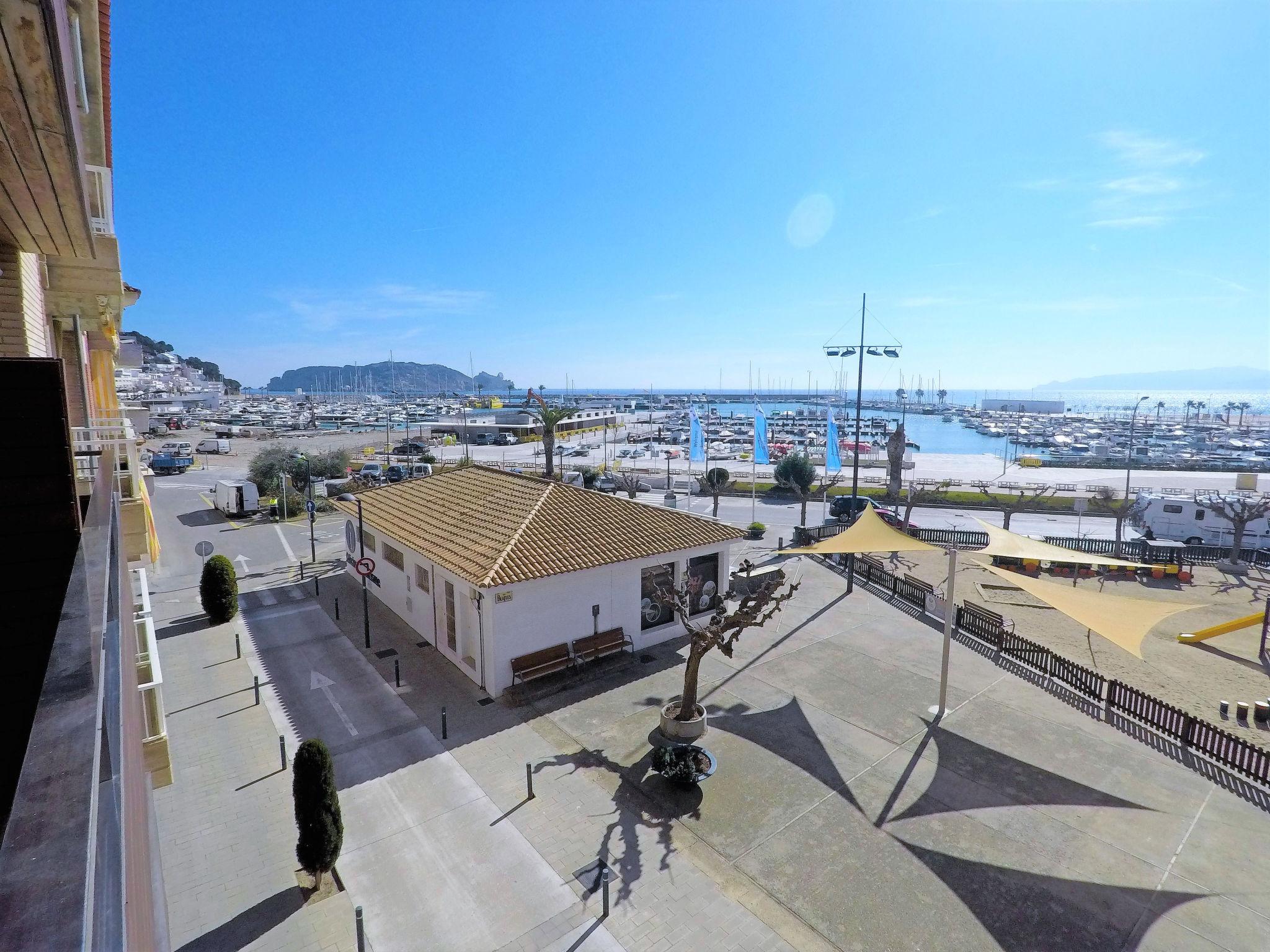 Photo 19 - Appartement de 2 chambres à Torroella de Montgrí avec terrasse et vues à la mer