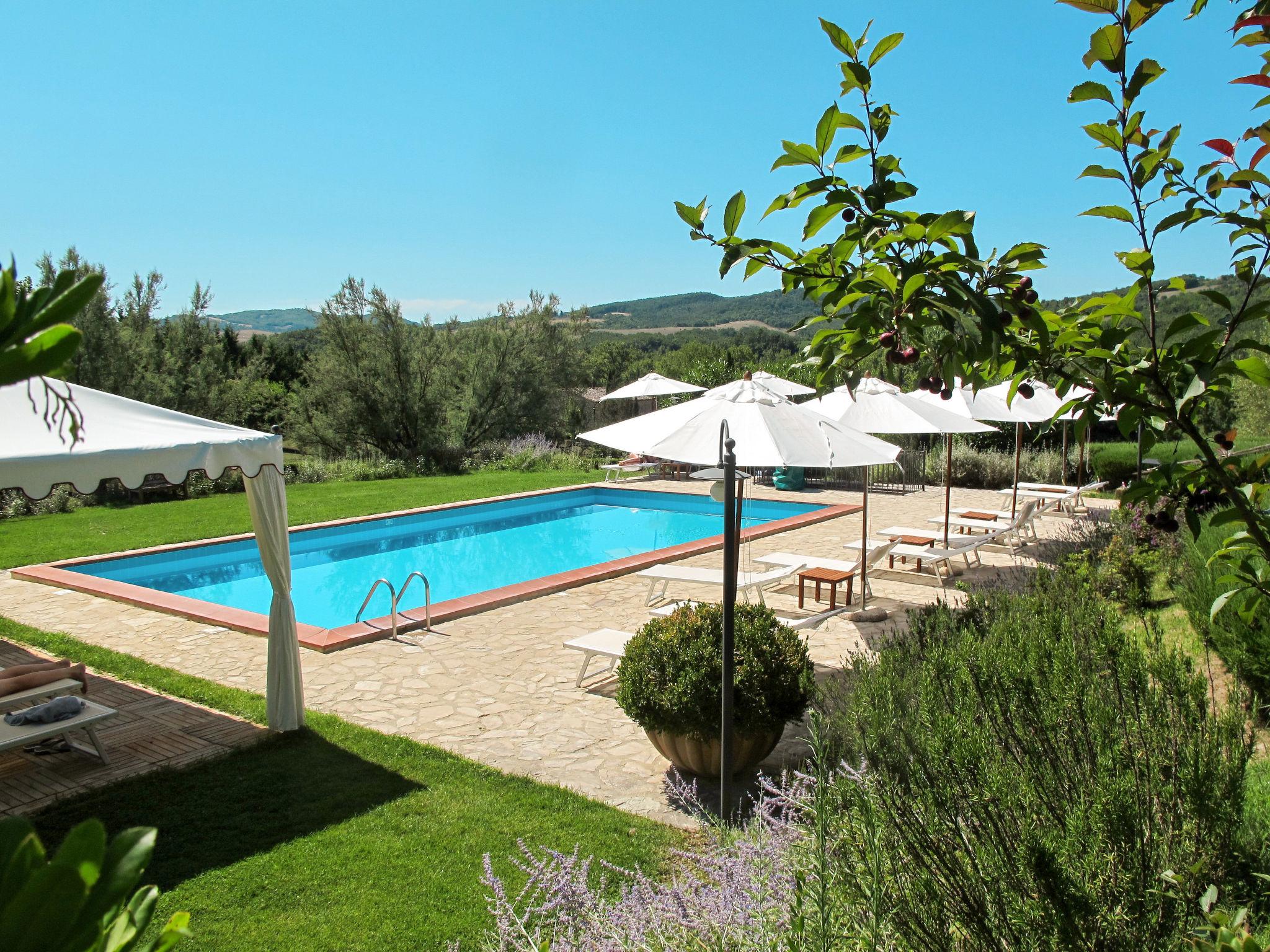 Photo 20 - Appartement de 2 chambres à Casole d'Elsa avec piscine et jardin