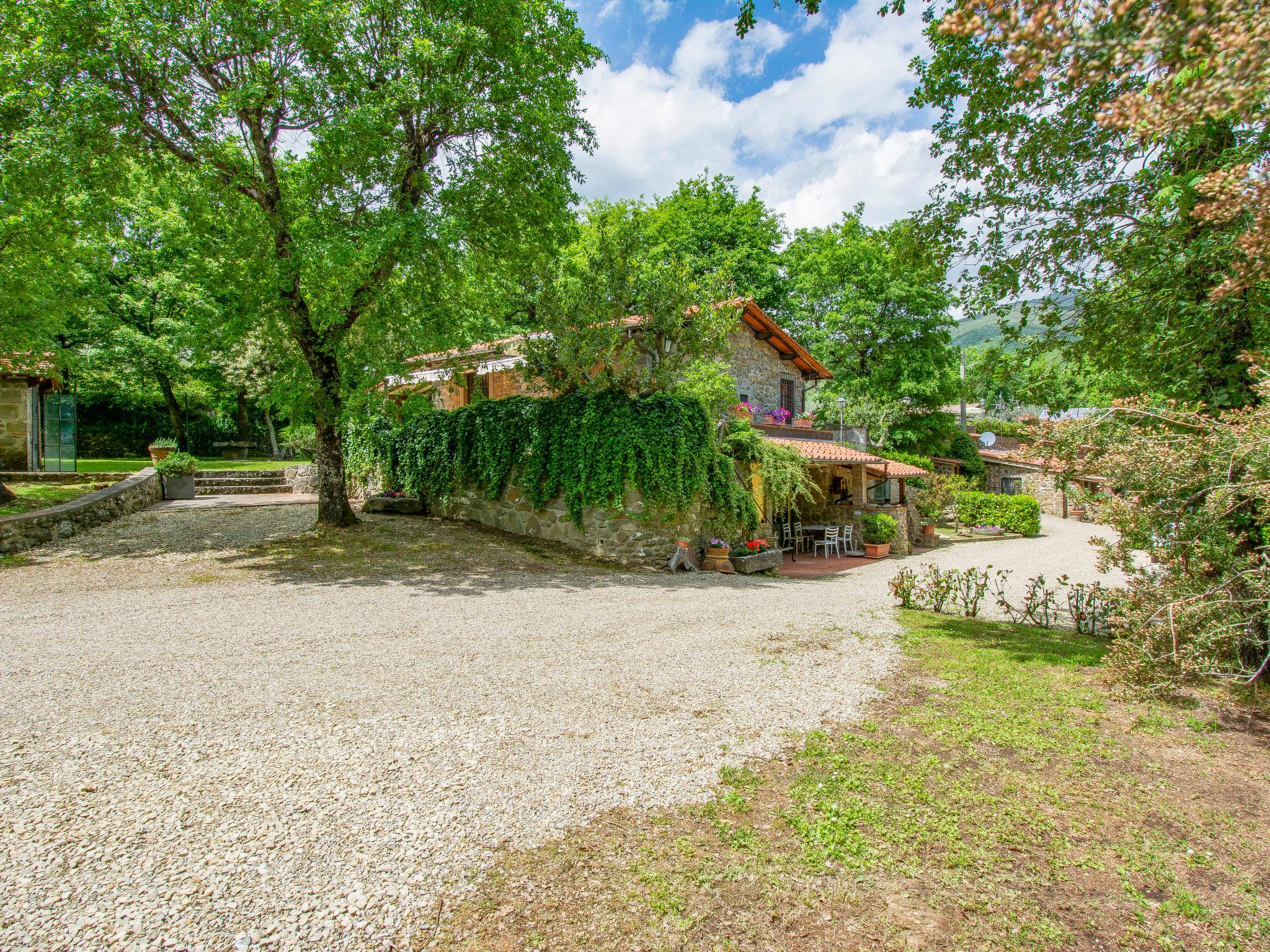 Foto 33 - Casa de 2 habitaciones en Loro Ciuffenna con piscina y jardín