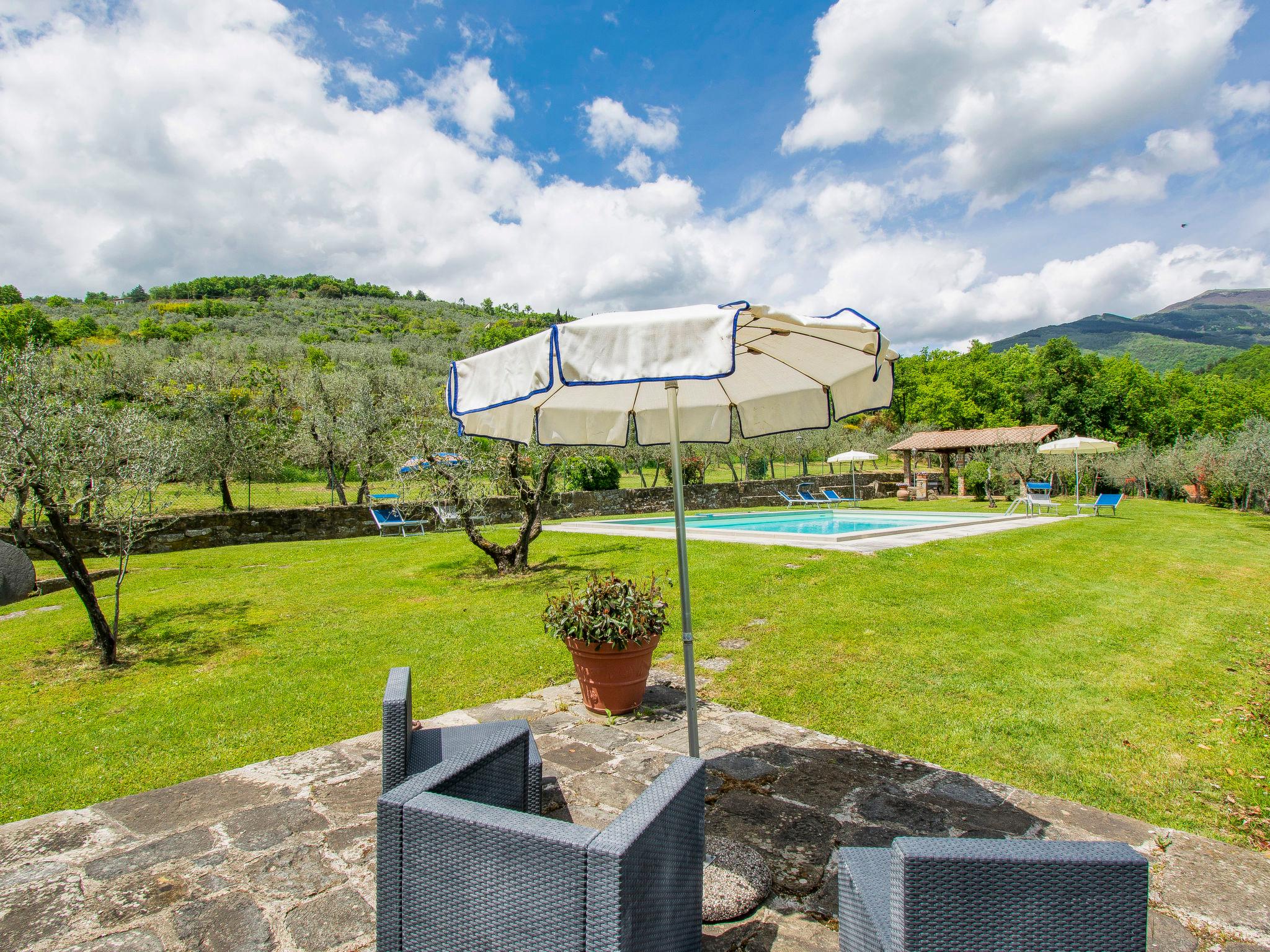 Photo 25 - Maison de 1 chambre à Loro Ciuffenna avec piscine et jardin