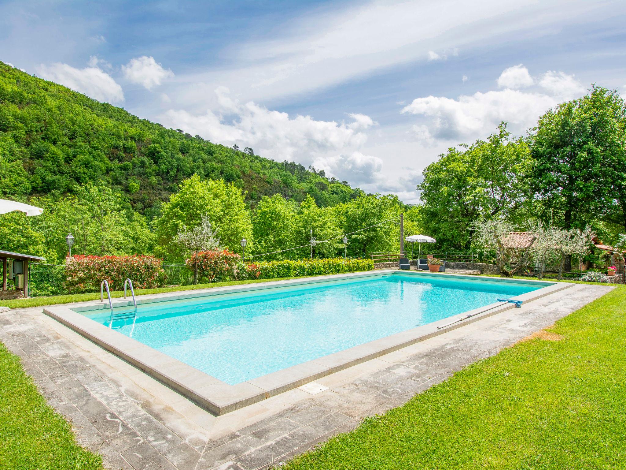 Photo 17 - Maison de 1 chambre à Loro Ciuffenna avec piscine et jardin