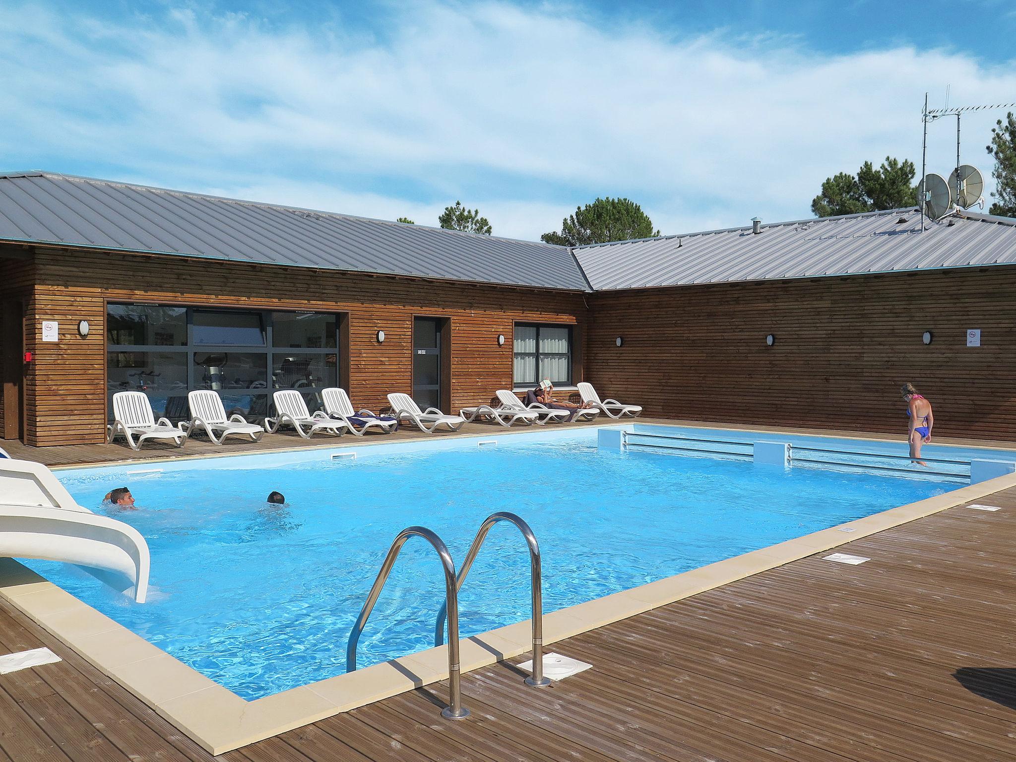 Photo 16 - Maison de 2 chambres à Mimizan avec piscine et jardin