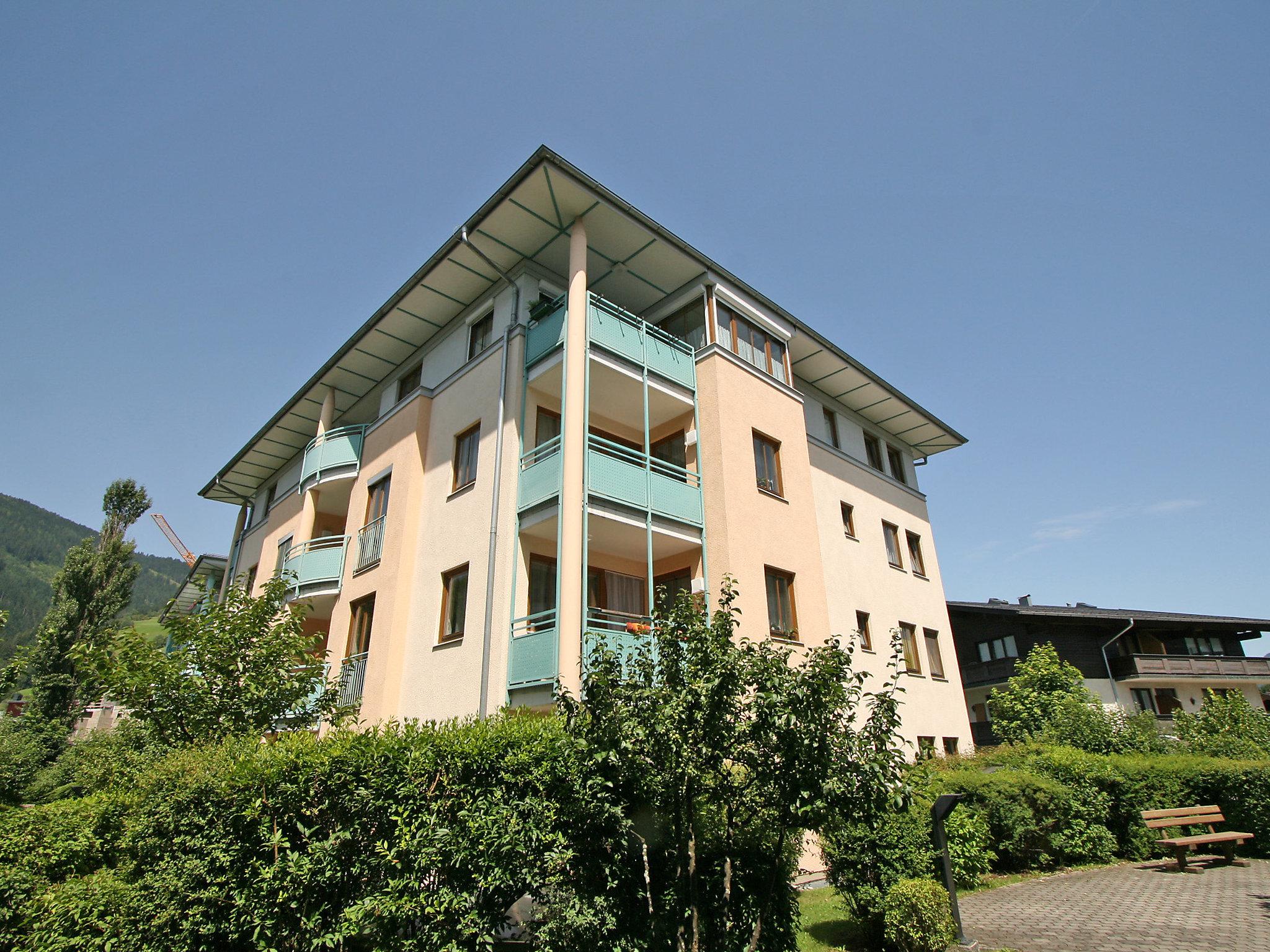 Foto 1 - Apartamento de 2 quartos em Zell am See com jardim