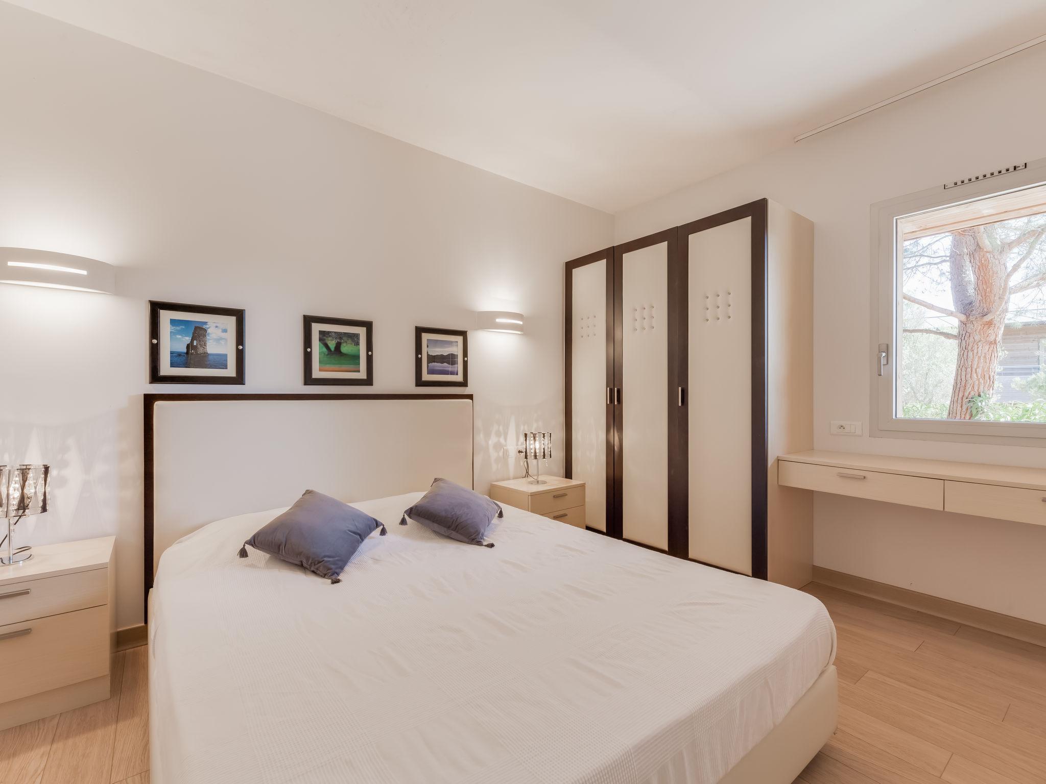 Foto 4 - Apartamento de 1 quarto em Porto-Vecchio com piscina e vistas do mar