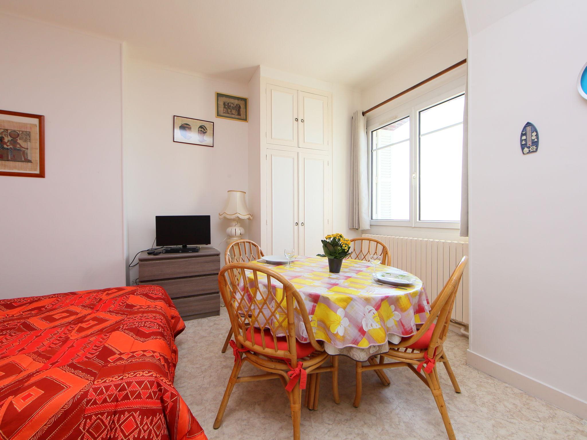 Photo 8 - Apartment in Cabourg with sea view