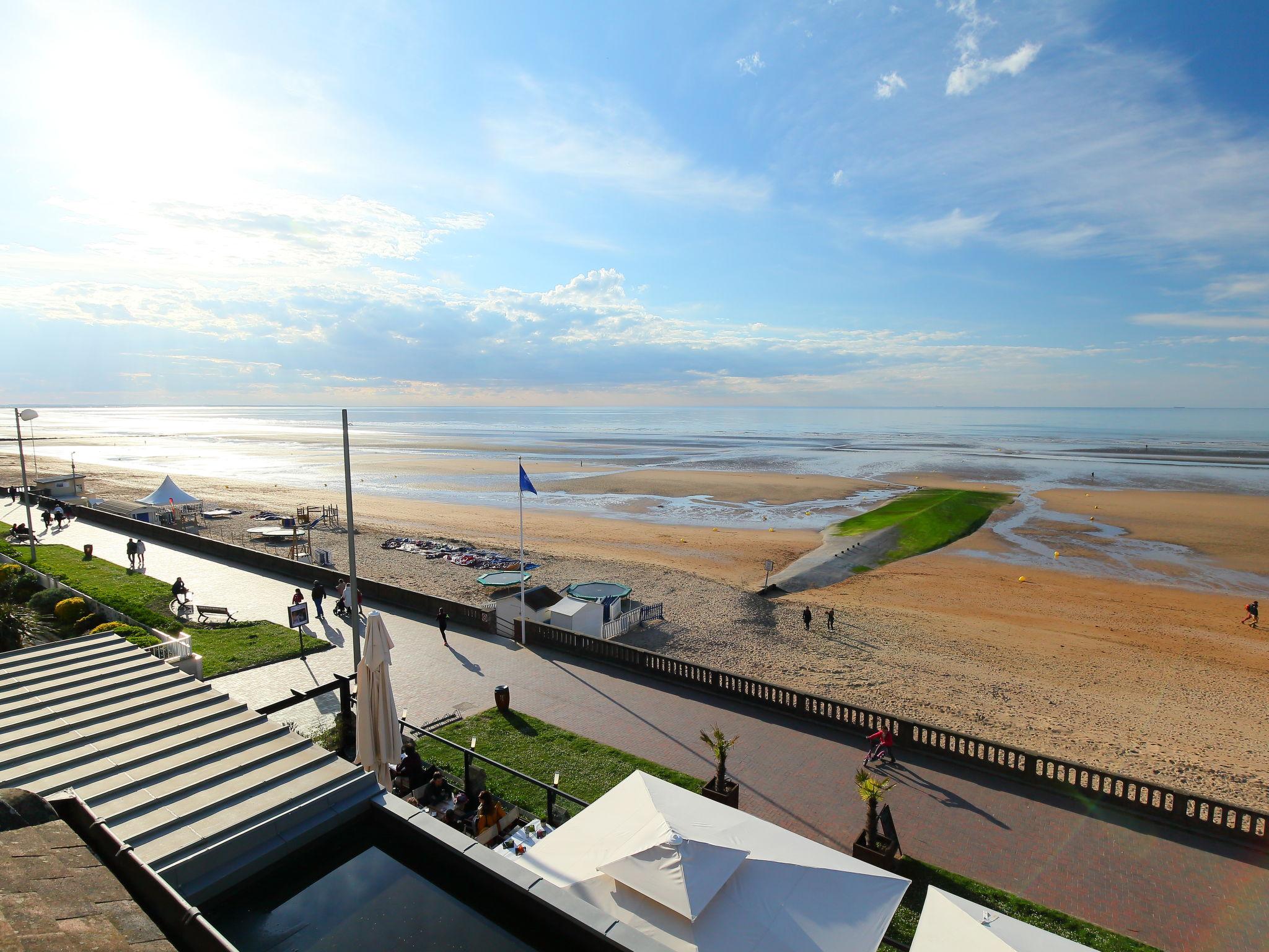 Foto 5 - Apartamento em Cabourg com vistas do mar