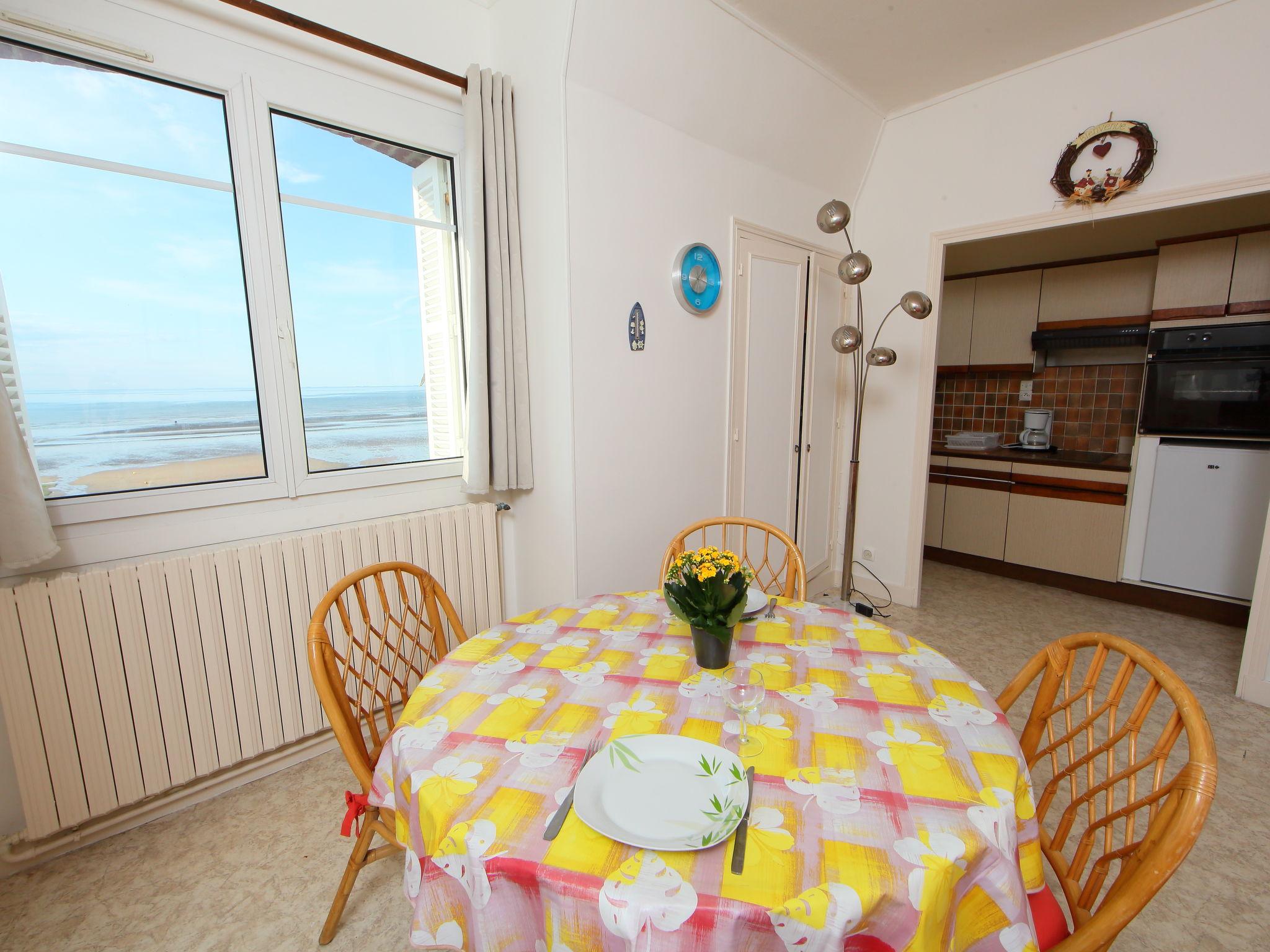 Foto 6 - Apartamento em Cabourg com vistas do mar