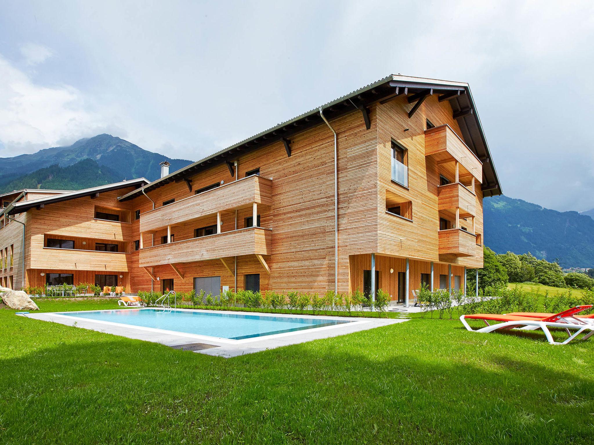 Foto 1 - Apartment mit 3 Schlafzimmern in Sankt Gallenkirch mit schwimmbad und blick auf die berge