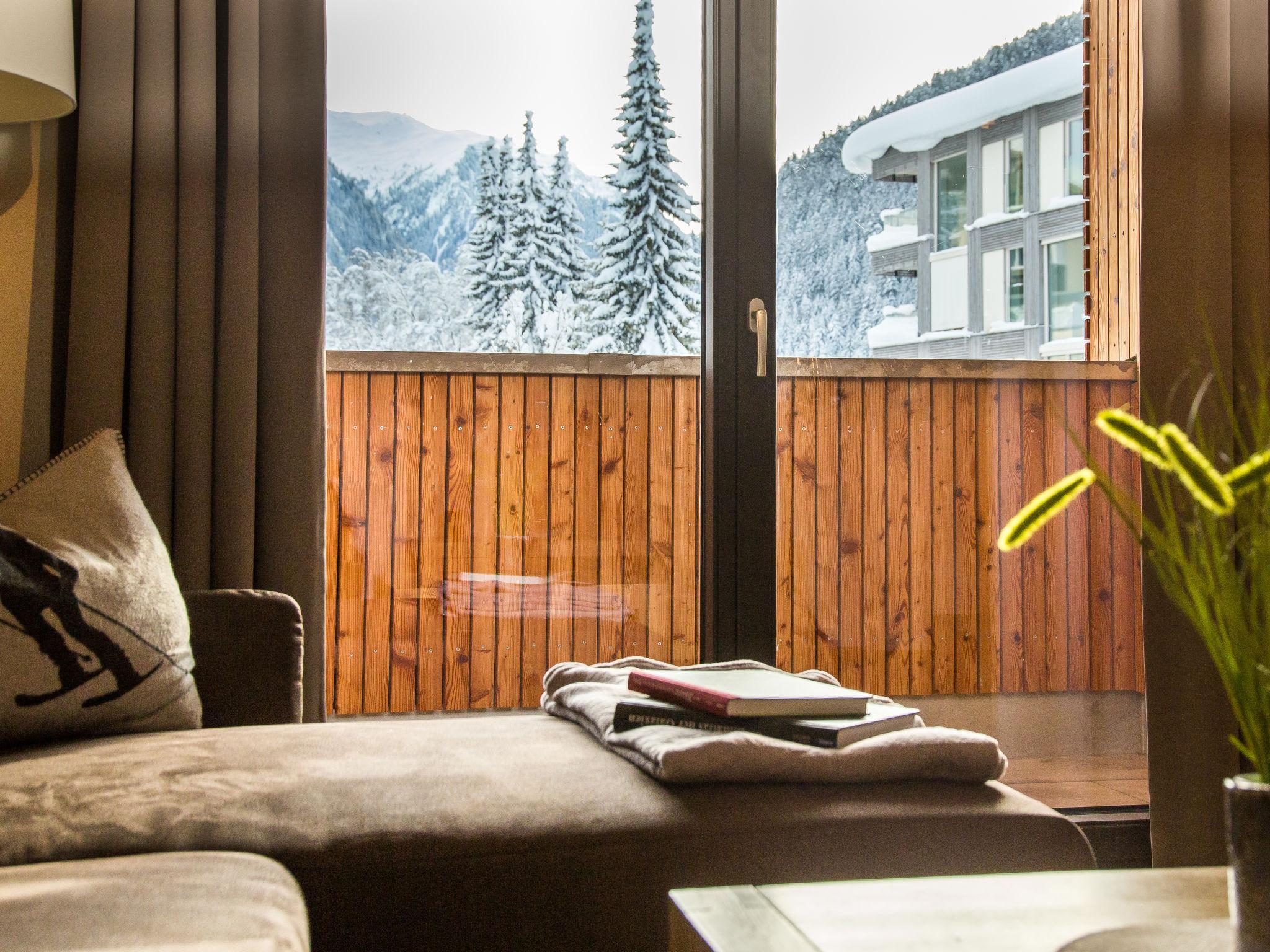 Foto 18 - Appartamento con 3 camere da letto a Sankt Gallenkirch con piscina e vista sulle montagne