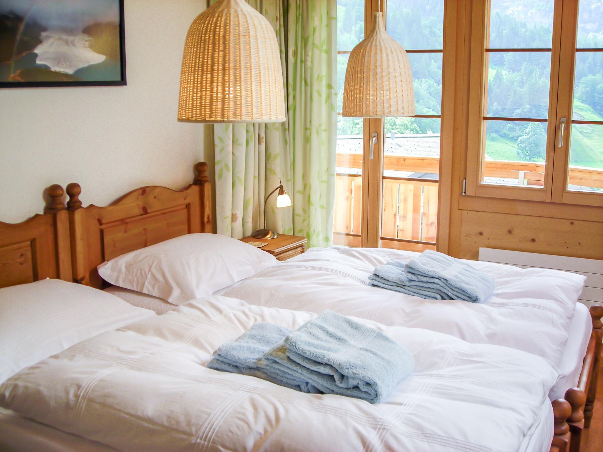 Photo 17 - 4 bedroom Apartment in Grindelwald with sauna and mountain view