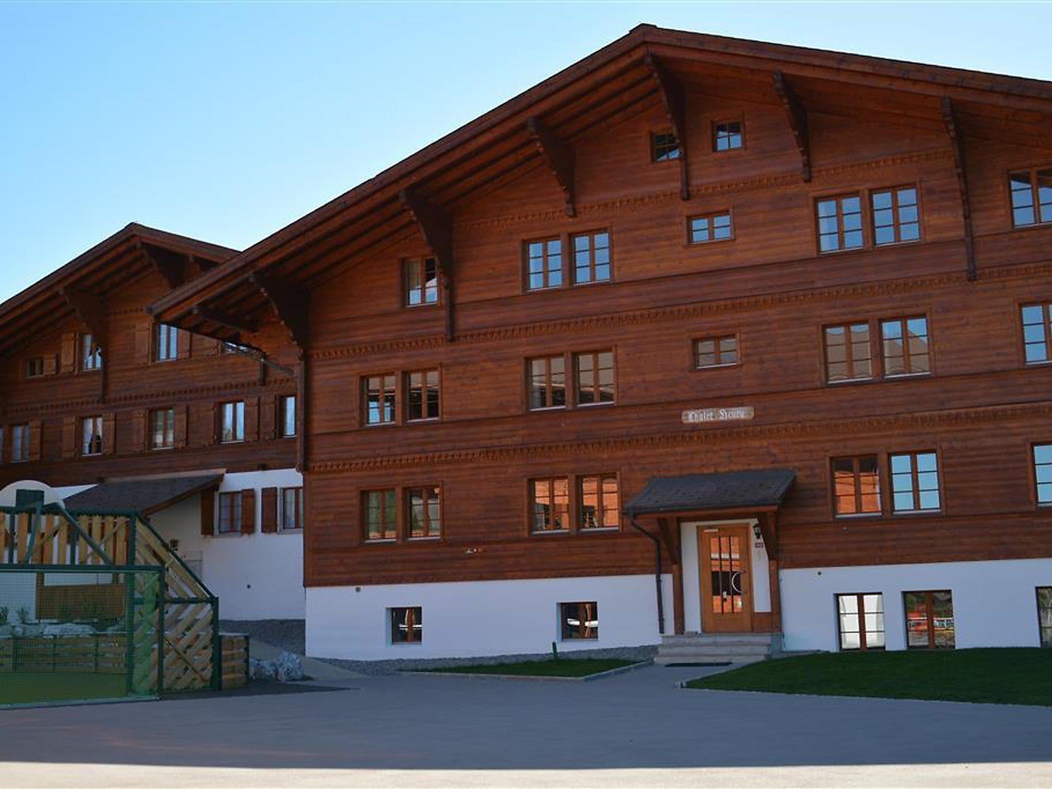 Photo 2 - 6 bedroom Apartment in Saanen