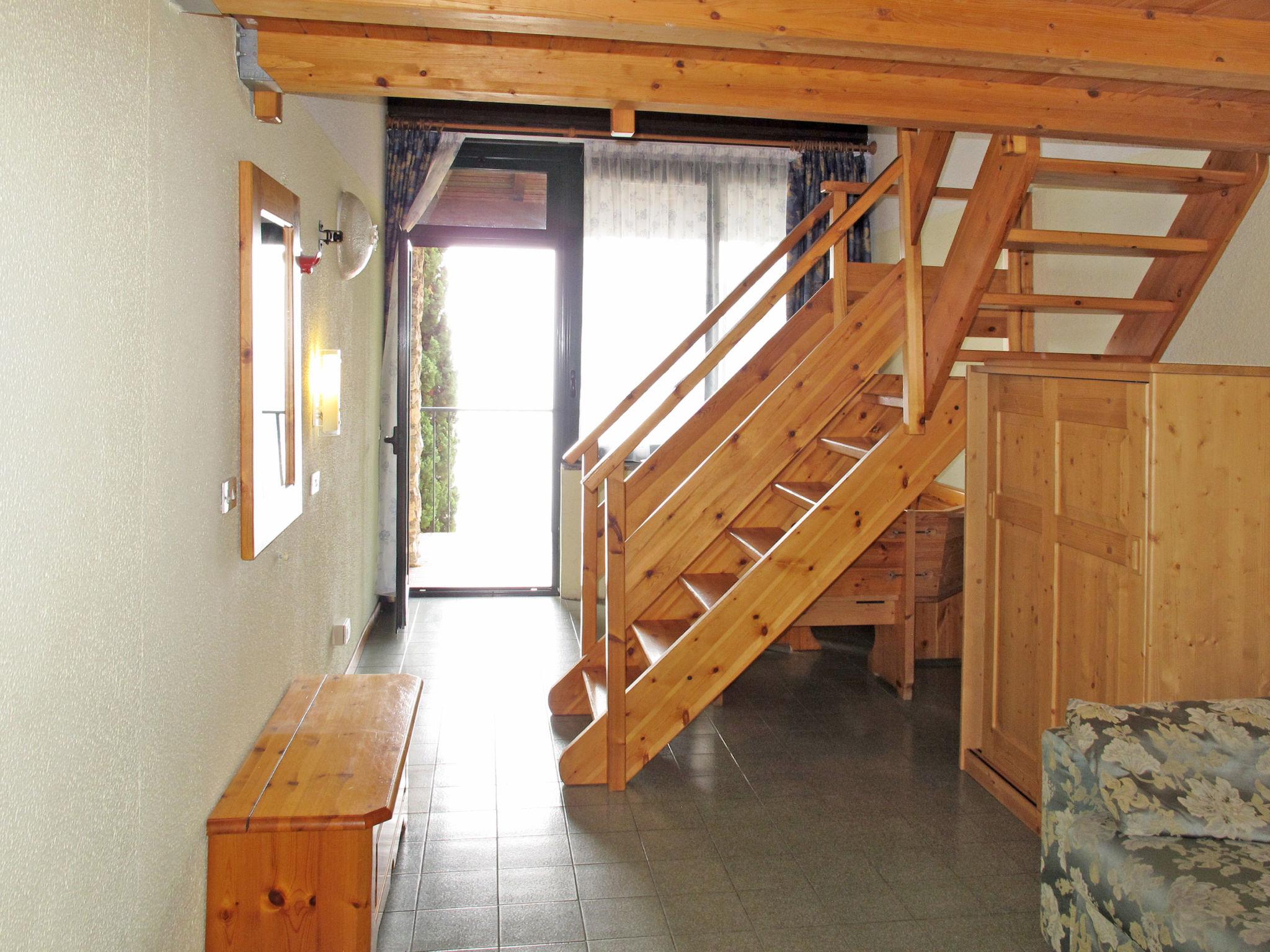 Photo 8 - Appartement en Limone sul Garda avec piscine et vues sur la montagne