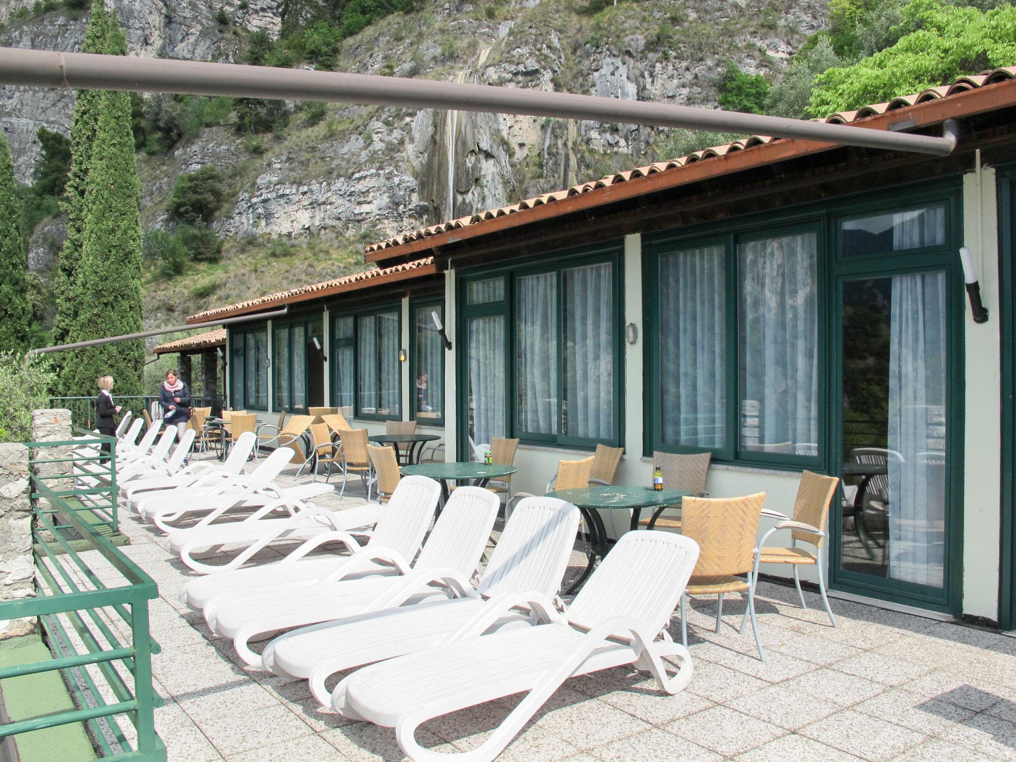 Foto 25 - Appartamento a Limone sul Garda con piscina e vista sulle montagne