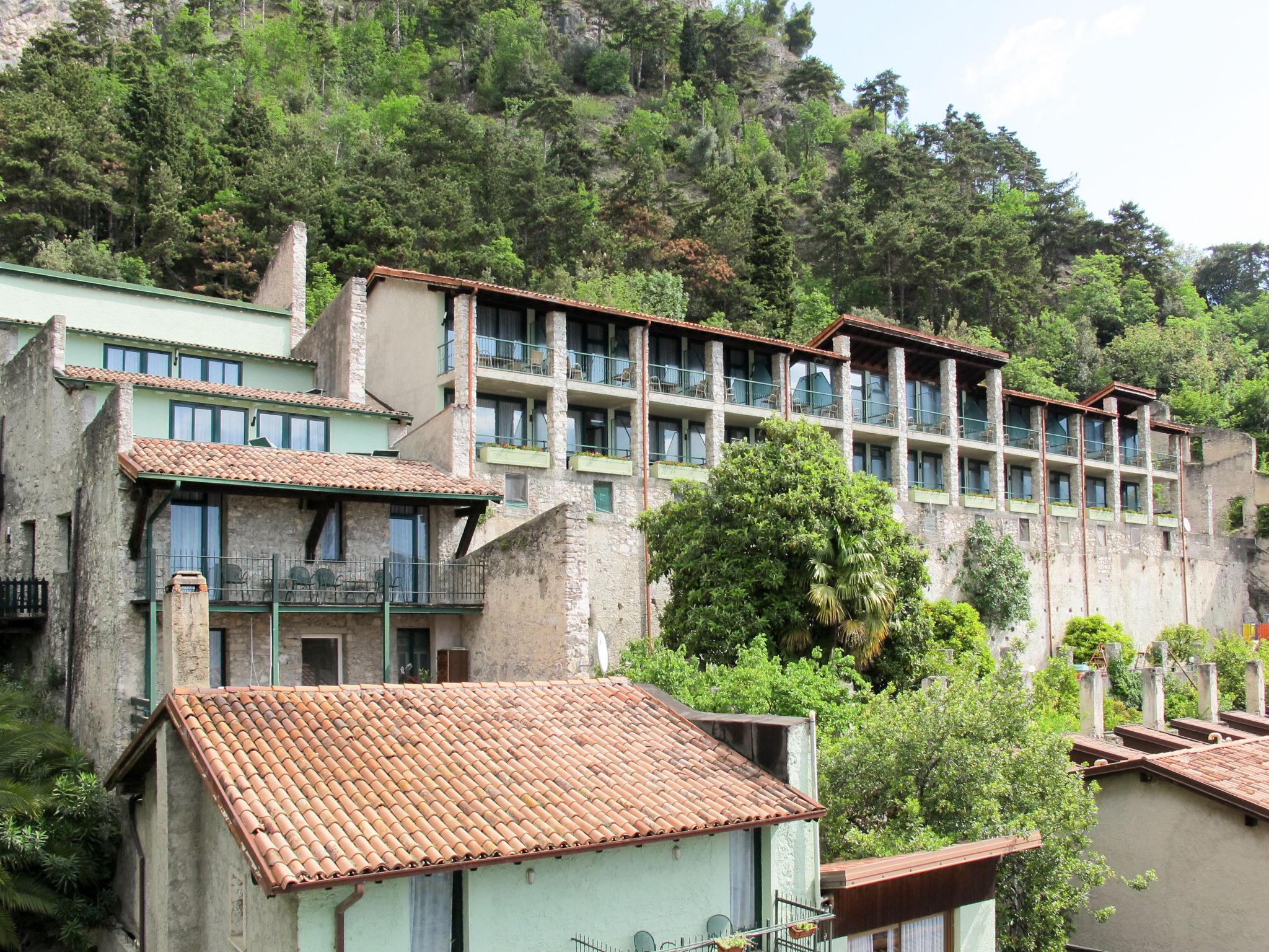 Photo 24 - Apartment in Limone sul Garda with swimming pool and terrace