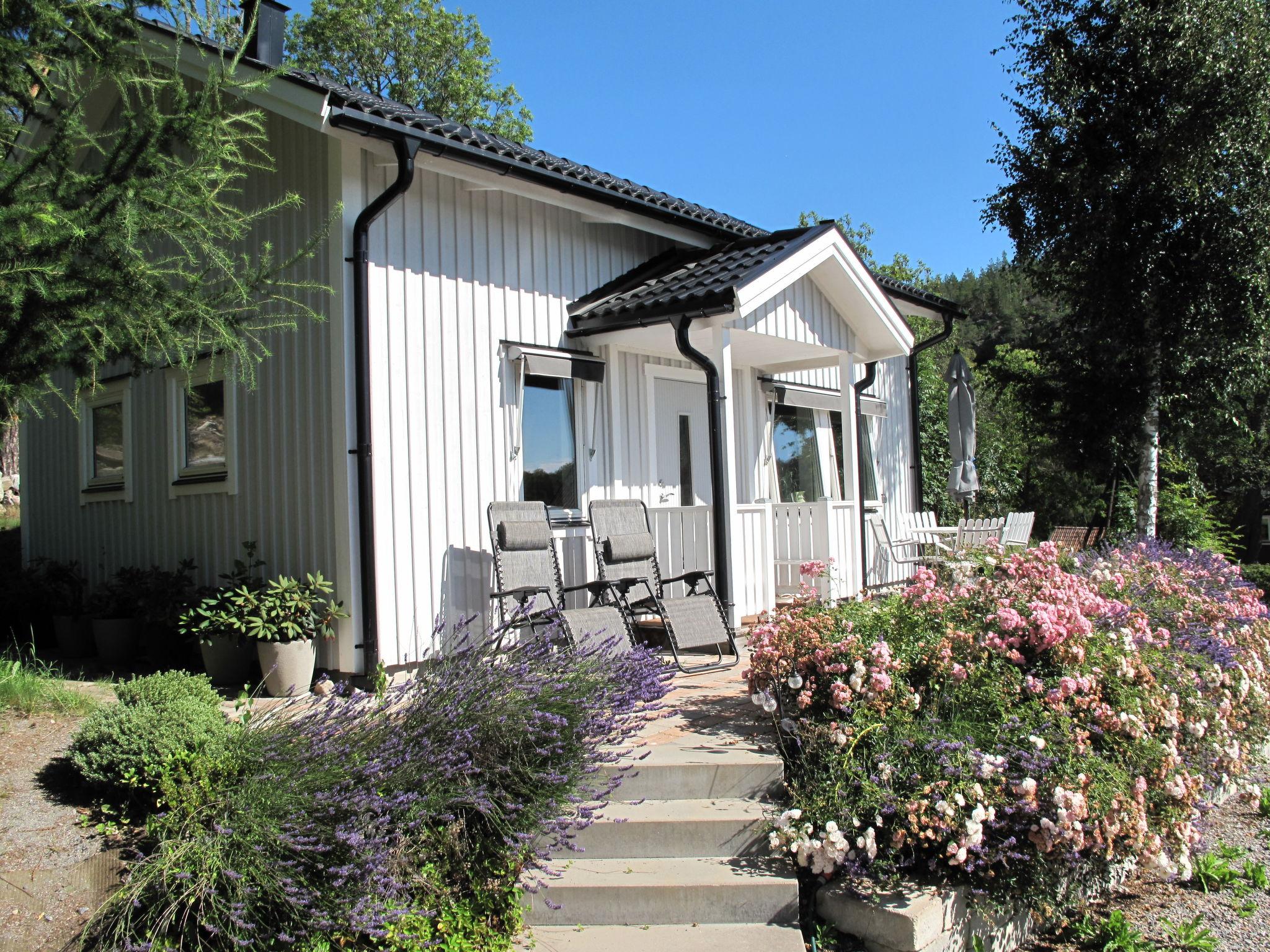 Foto 1 - Casa con 1 camera da letto a Vikbolandet con giardino e terrazza