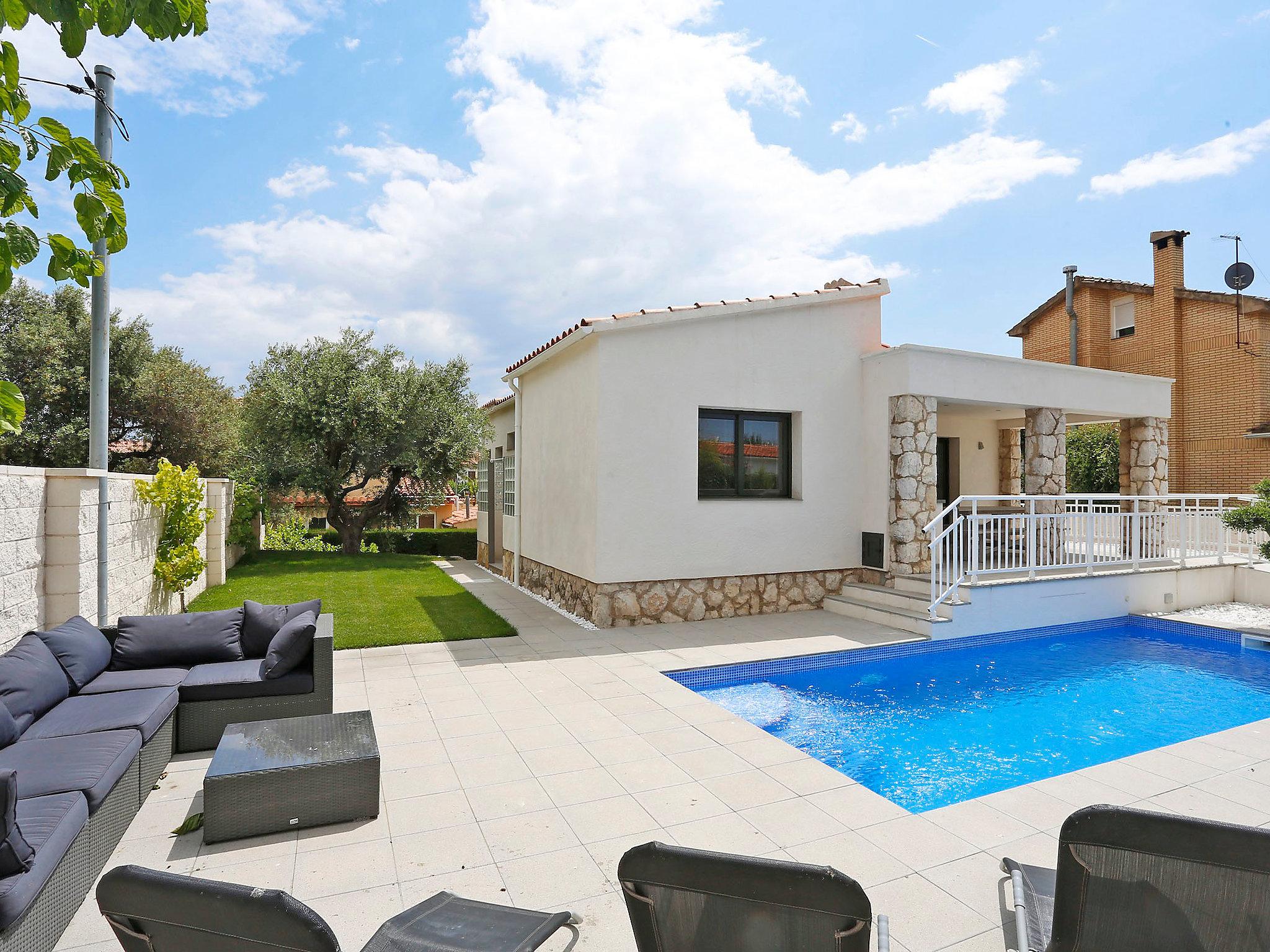 Foto 1 - Casa de 3 habitaciones en Cambrils con piscina privada y vistas al mar