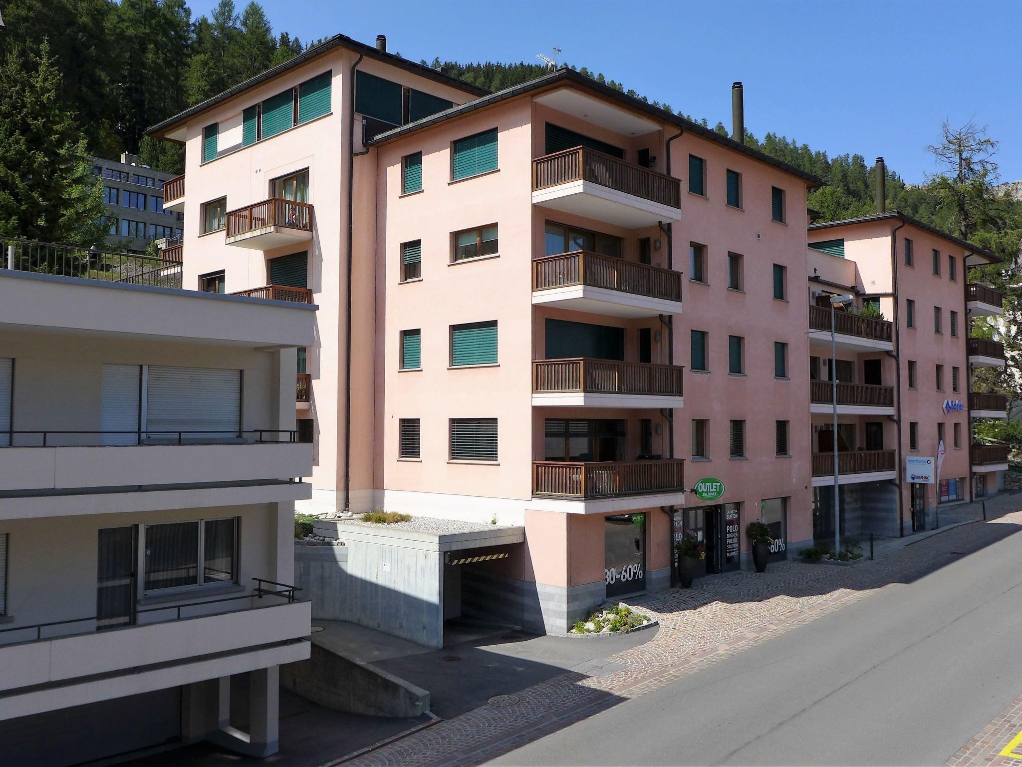 Foto 15 - Apartment mit 2 Schlafzimmern in Sankt Moritz mit blick auf die berge