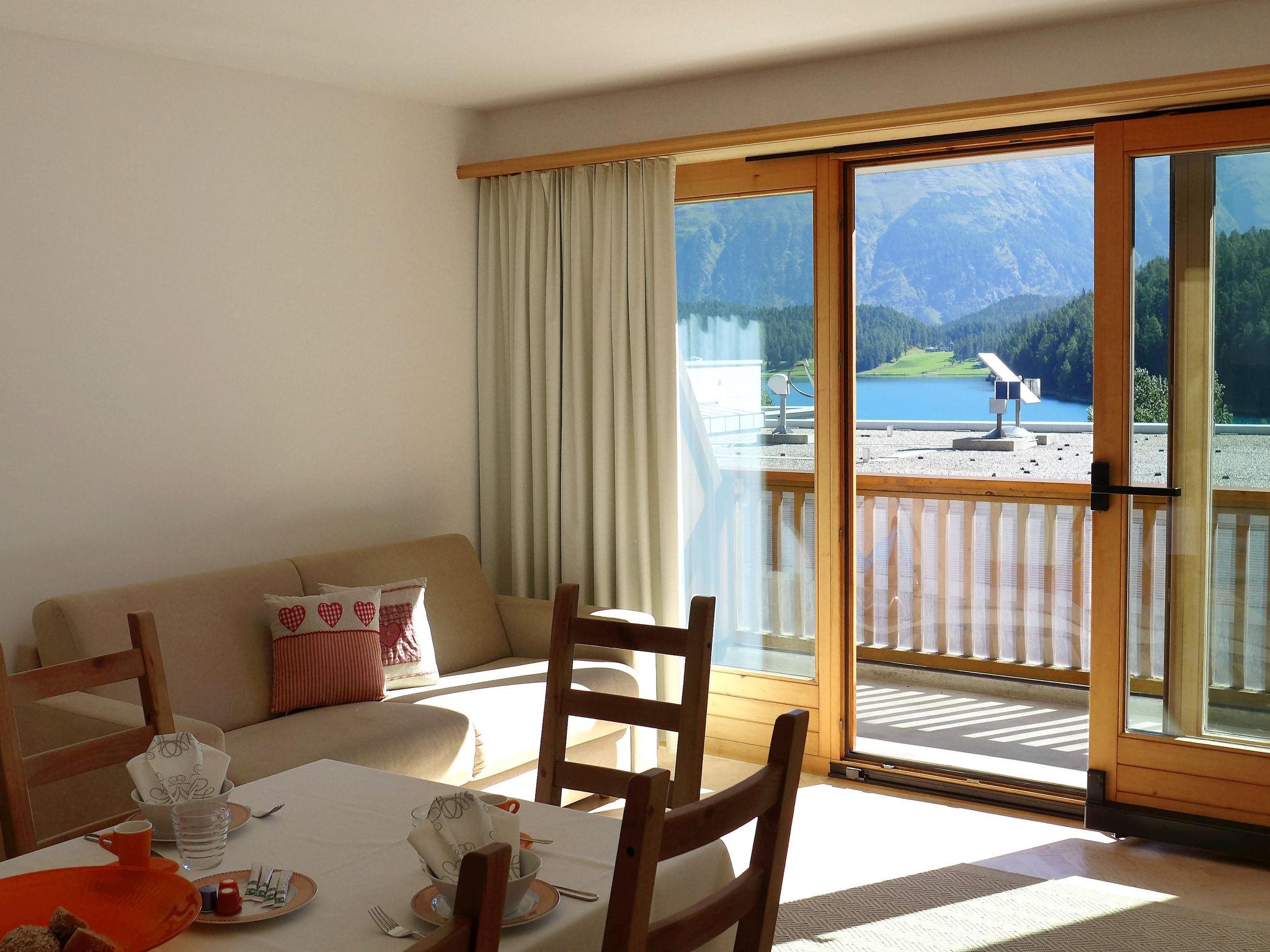 Photo 3 - Appartement de 1 chambre à Sankt Moritz avec vues sur la montagne